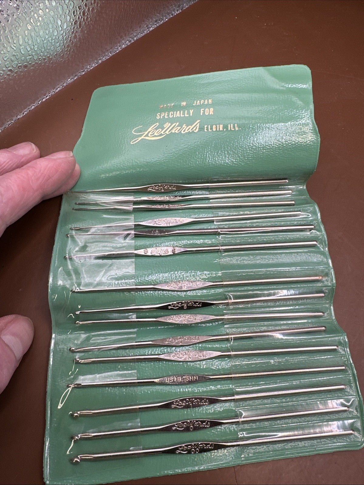 Vintage Mixed Crochet Hooks  Made in Japan 15 Steel Hooks. See Description.