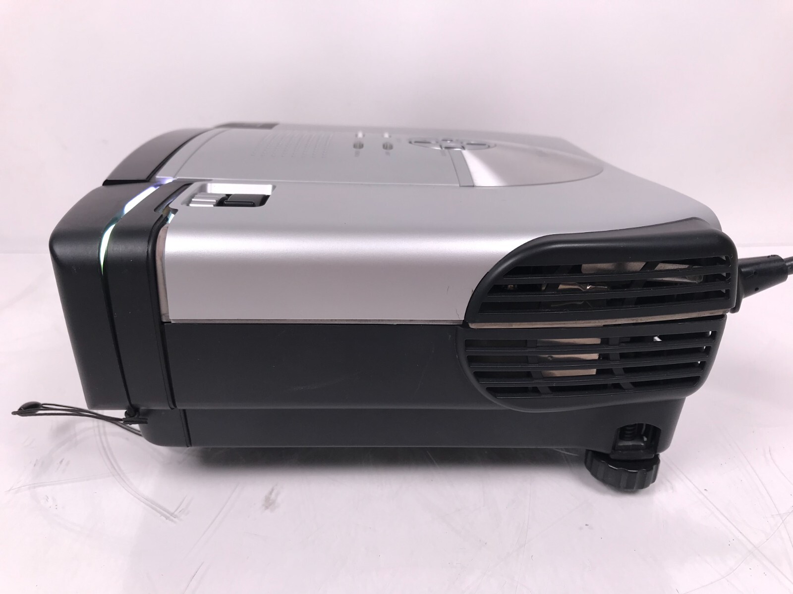 ViewSonic PJ458D DLP Projector