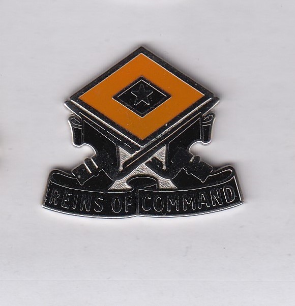 US Army 30th Support Group Quartermaster Supply QM crest DUI badge D-22
