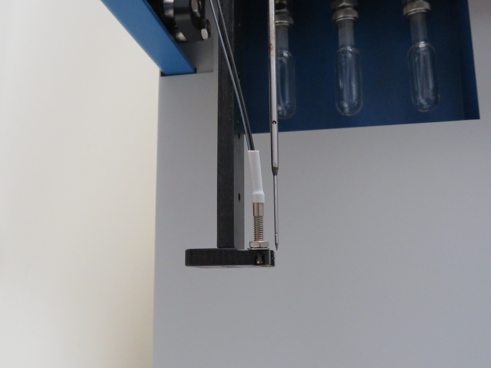 EST Analytical CENTURION W (Water-only) purge and trap autosampler