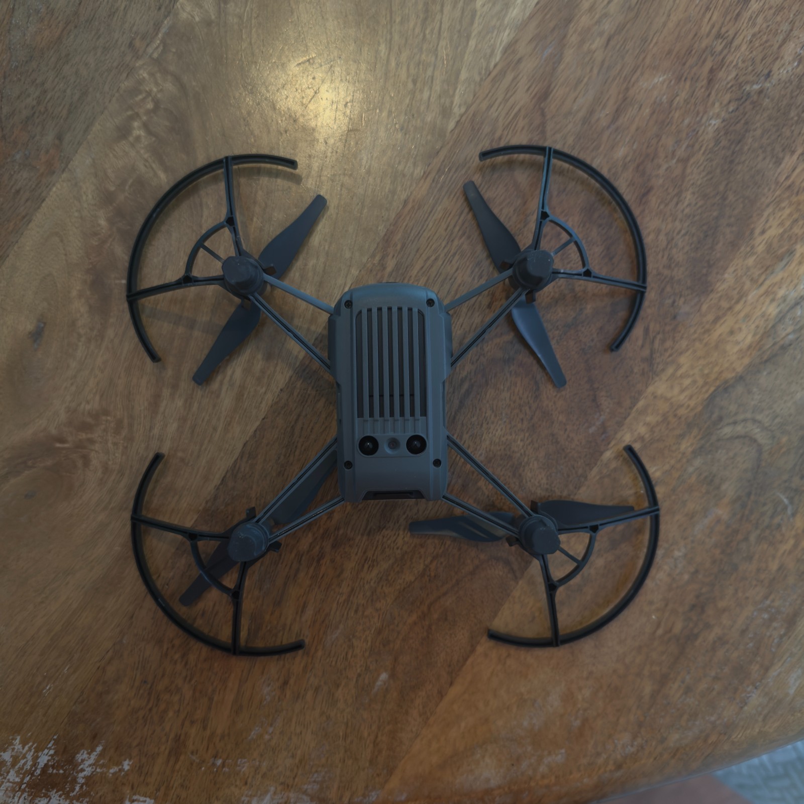 FPV DJI Tello Drone Starter Kit 720p camera Wifi/Bluetooth Vr Support
