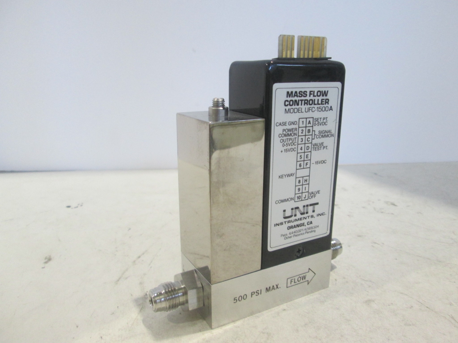 Unit, UFC-1500A, Mass Flow Controller, 200 SCCM, SF6, Used