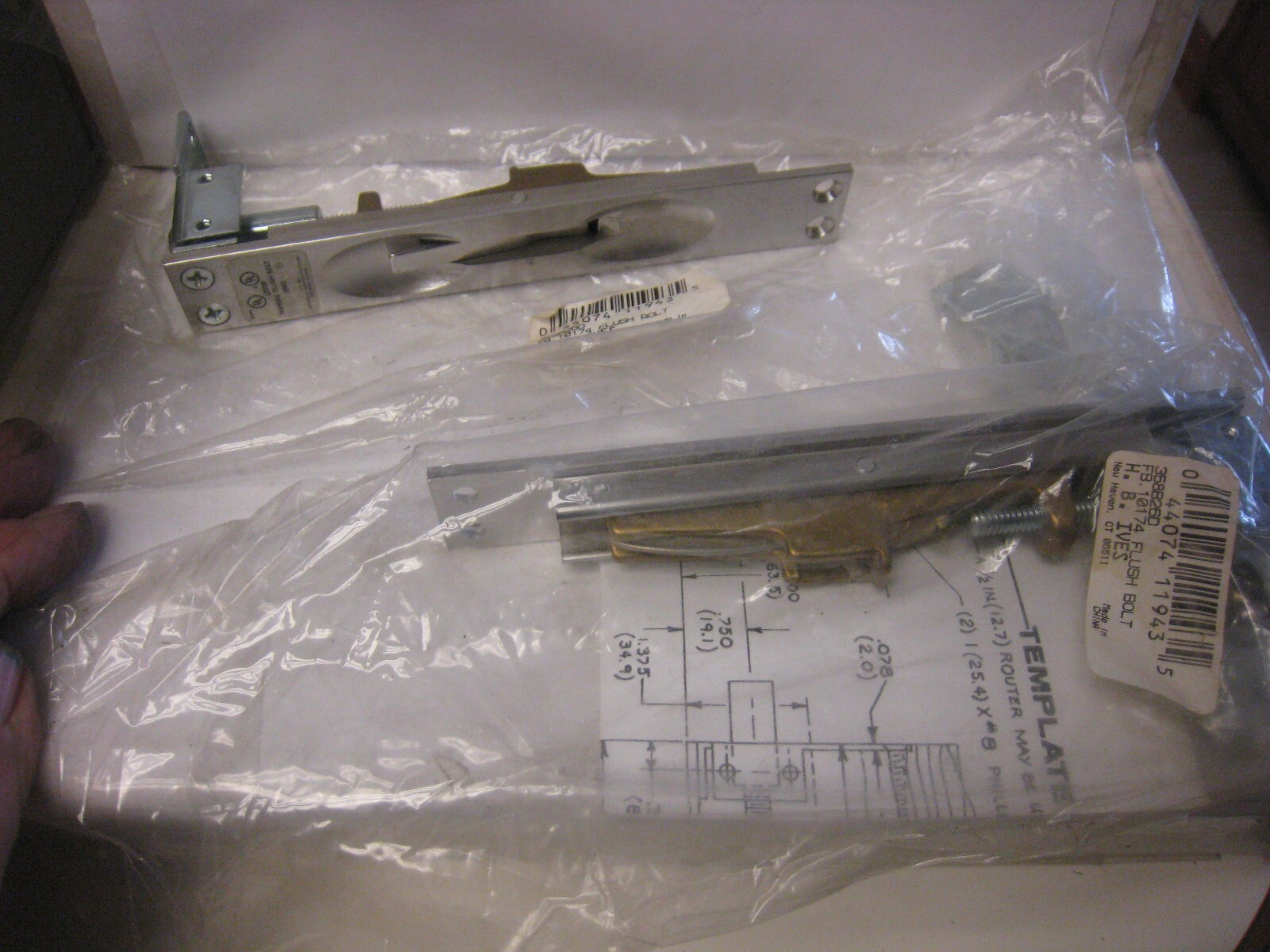 2 yes 2 IVES Flush Bolts 358B26D FB.10174 Doors Industrial School with hardware