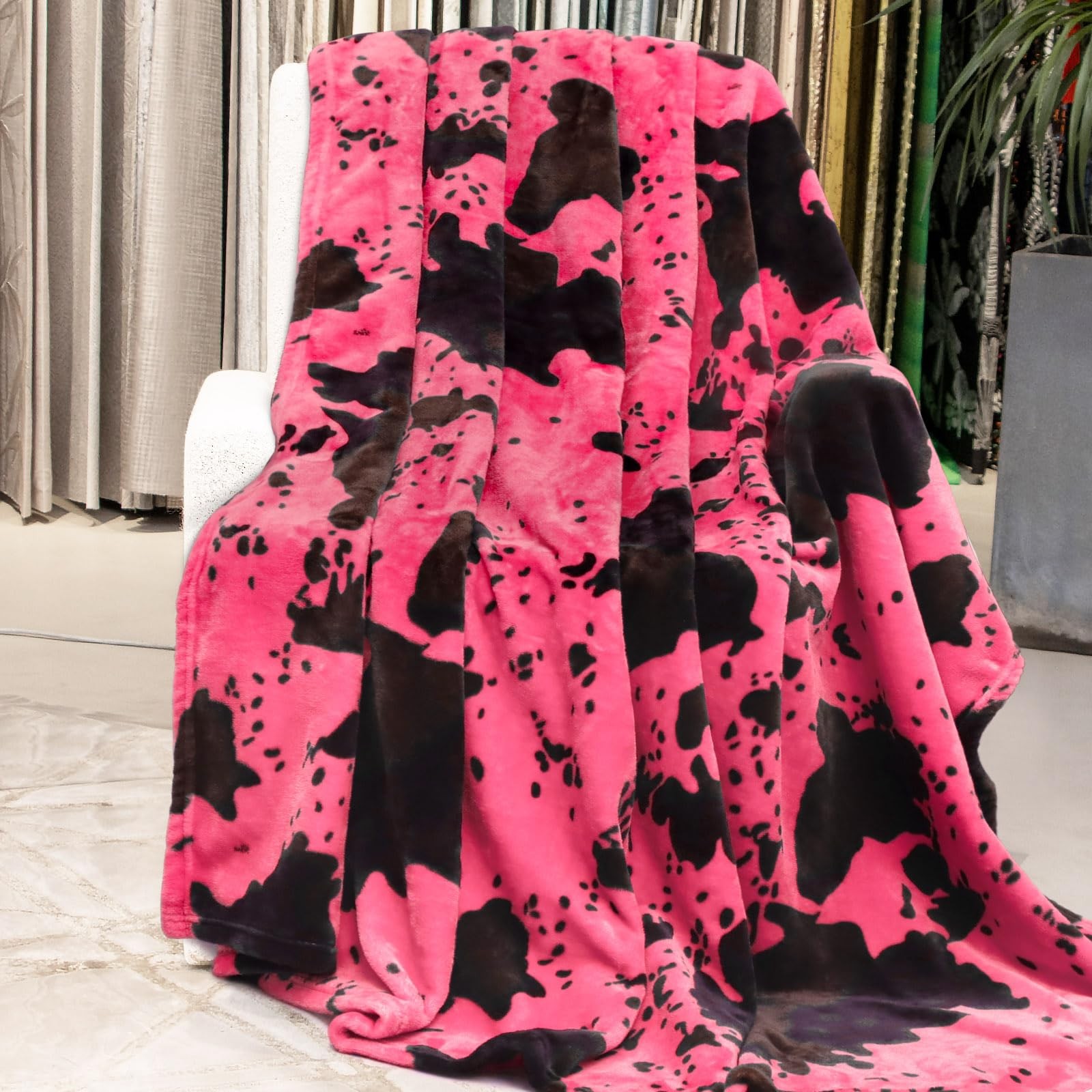 Hot Pink Throw Blanket for Size 50" x 60" (130 x 150 Cm), Cow Back