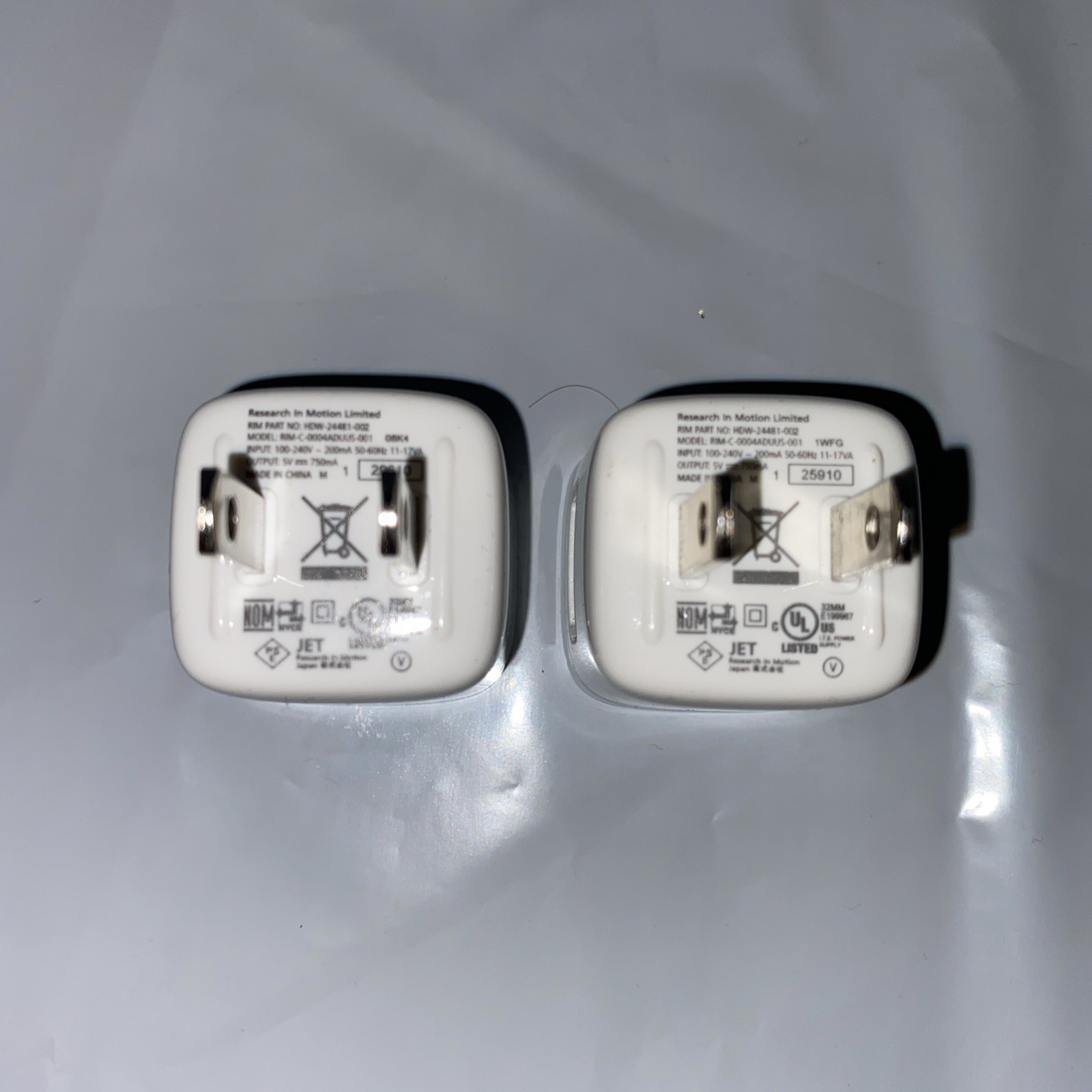 2 Pairs Blackberry RIM-C-0004ADUUS-001 USB AC Charger Adapter Power Plug - White