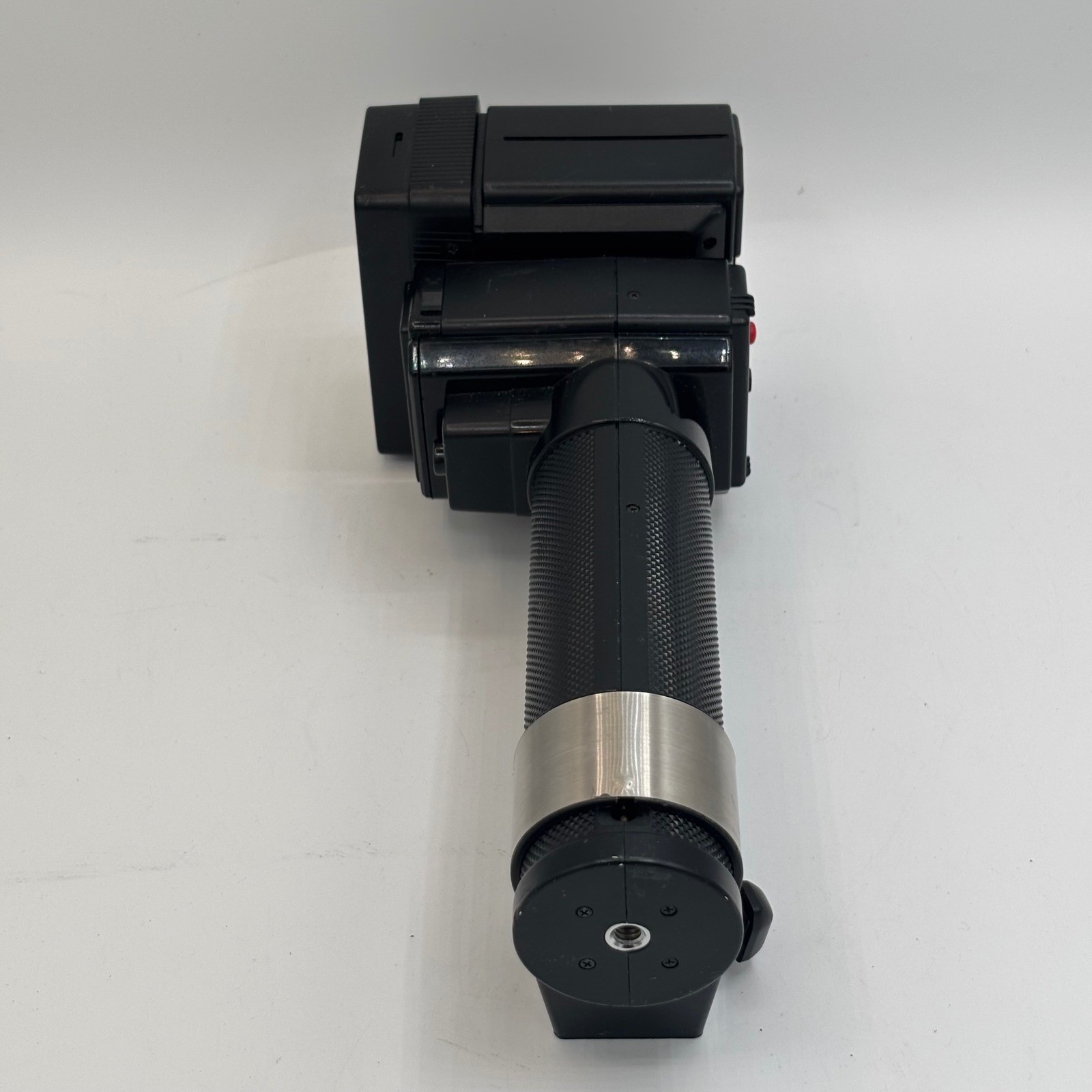Vivitar Auto Thyristor 3900 Electronic Flash Unit with Sync Cord Made in Japan