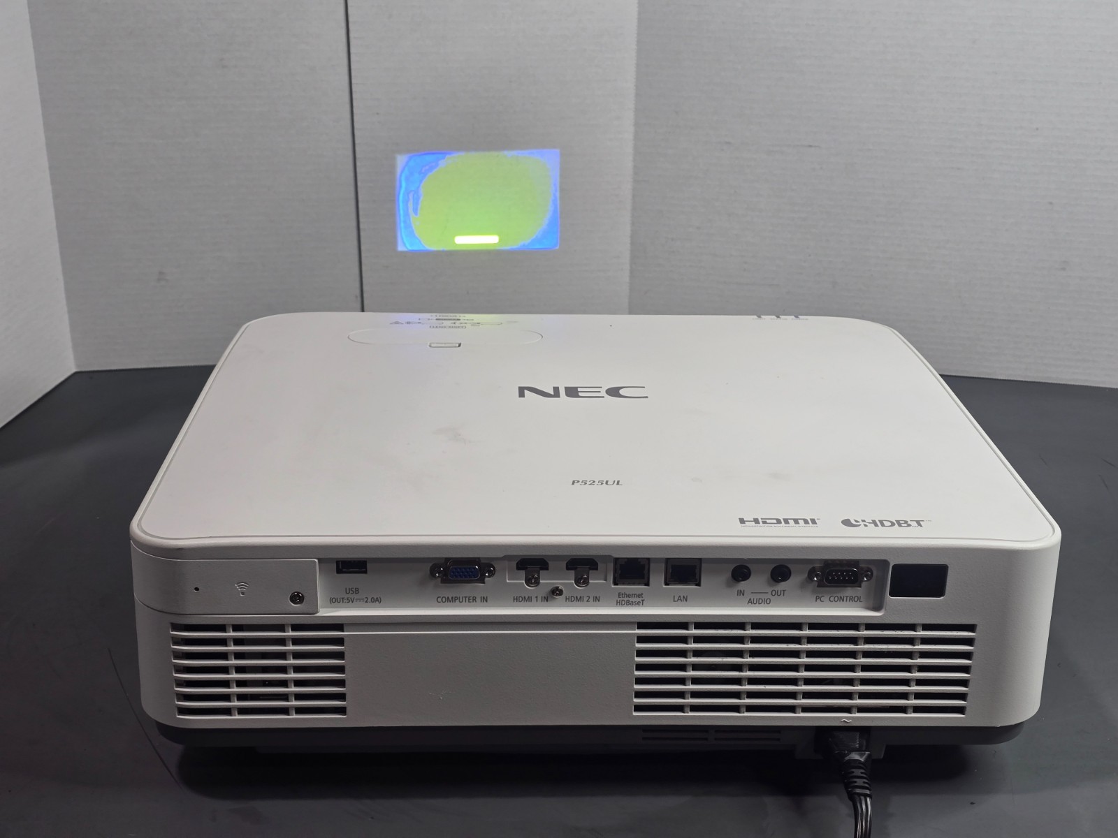 NEC NP-P525UL WUXGA 5200 Lumens Laser 3LCD Projector Yellow Blue Spots Read