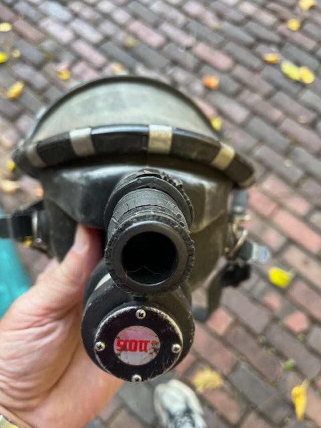 Fireman used SCBA kits (2)