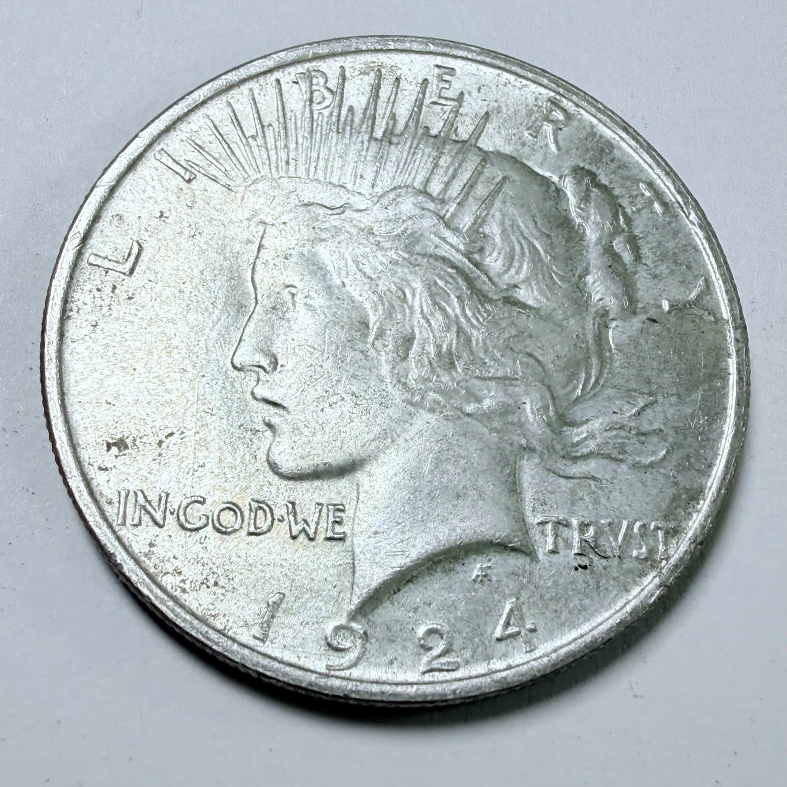 1924 PEACE SILVER DOLLAR - 90% SILVER - EXTRA FINE DETAILS - FREE SHIP #9623