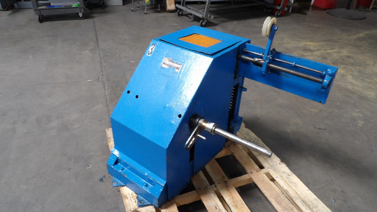 UNITED STATES MACHINERY 2200-TU-30 WINDING, WINDER MACHINE M3179
