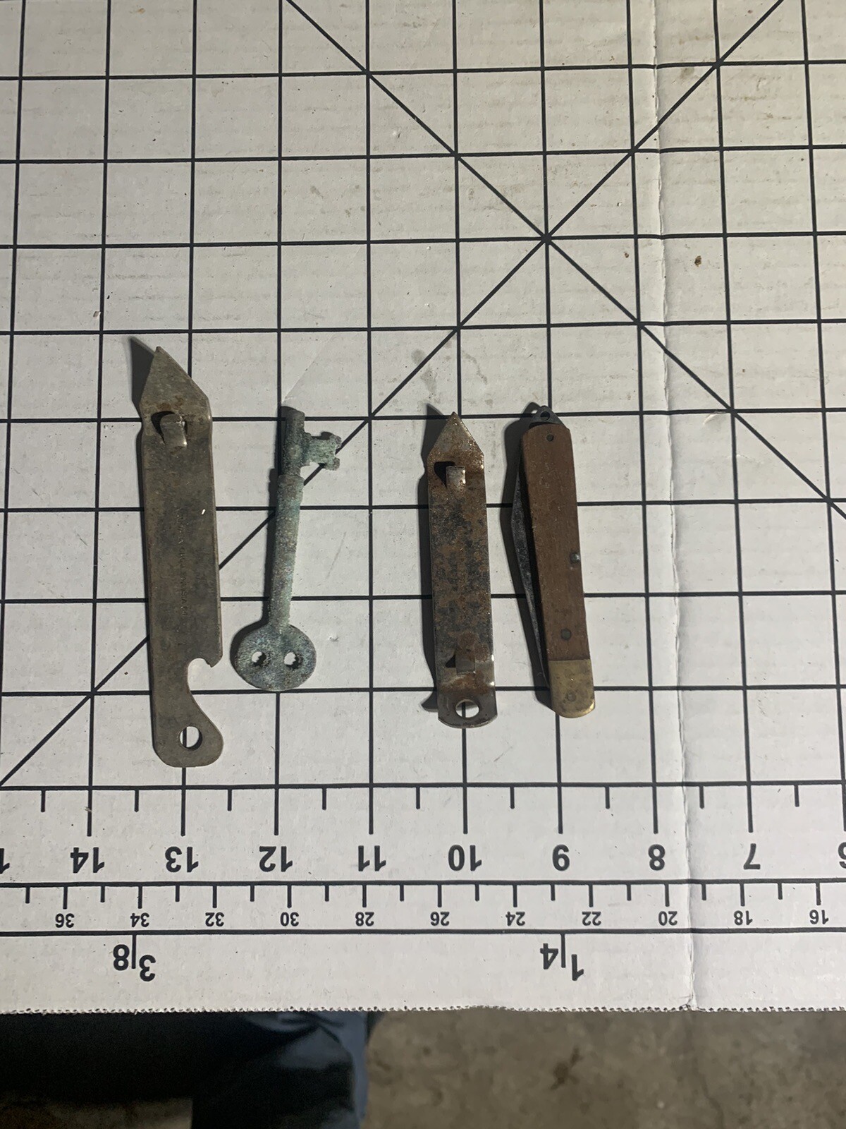 Can Opener Key Pocket Knife folding Blade vintage B236