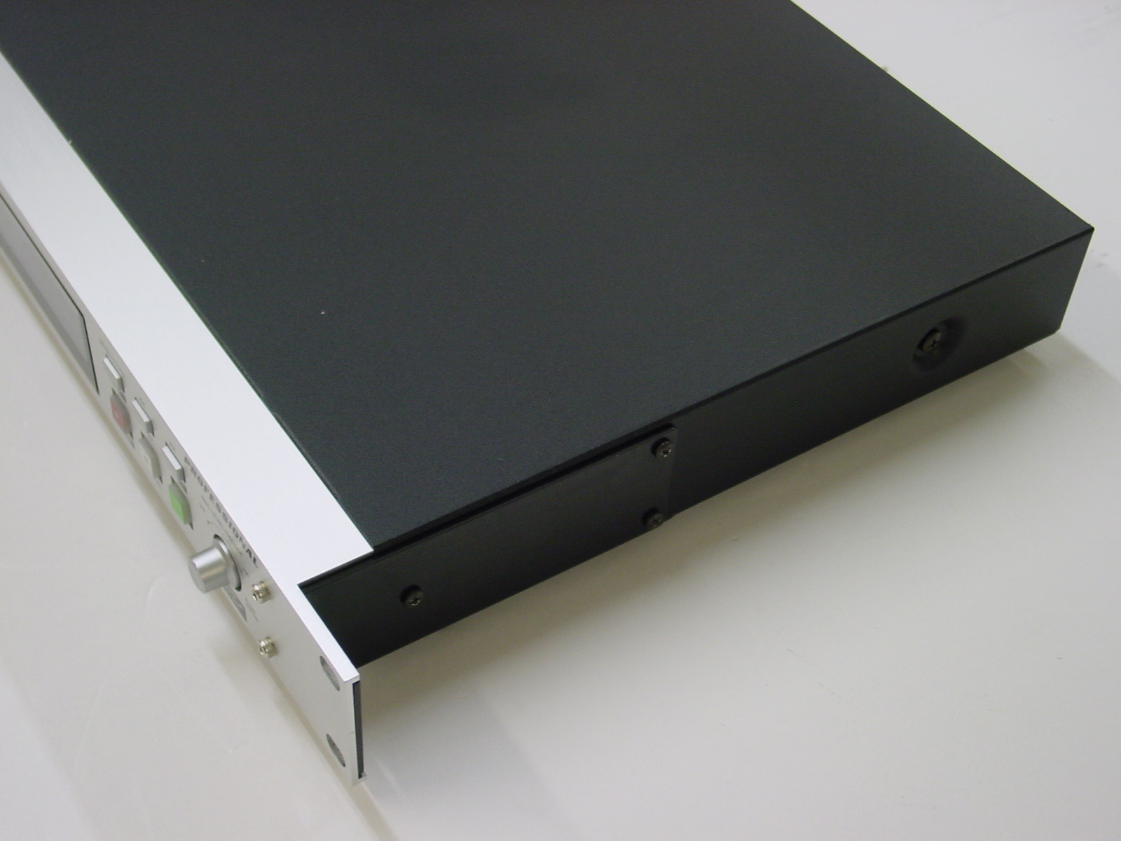 Super Clean Marantz PMD570 CF Rackmount Digital Recorder. Firmware Updated