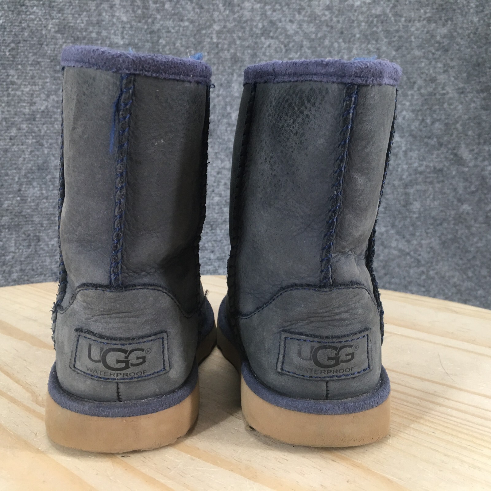 UGG Boots Children 9 Classic Mini Shearling Blue Pull On Ankle Top SN 101964