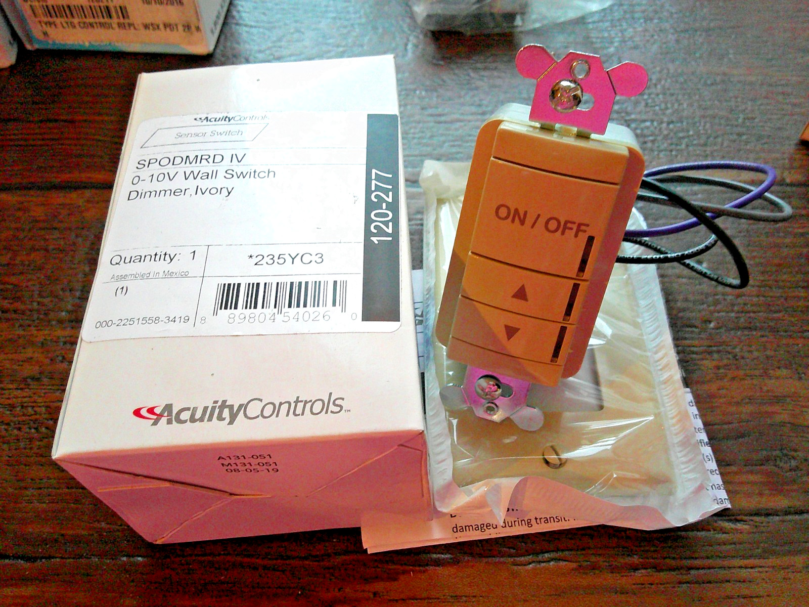 (1) ACUITY CONTROLS  SPODMRD IV Wall Switch Dimmer, Ivory
