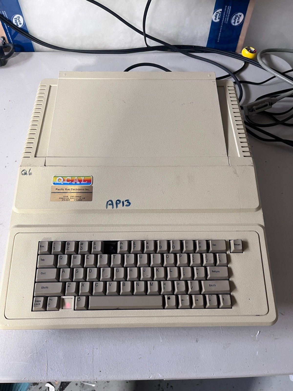 Rare Apple II Clone Dual Processor Computer Canadian Made Microcomputer QCAL 700