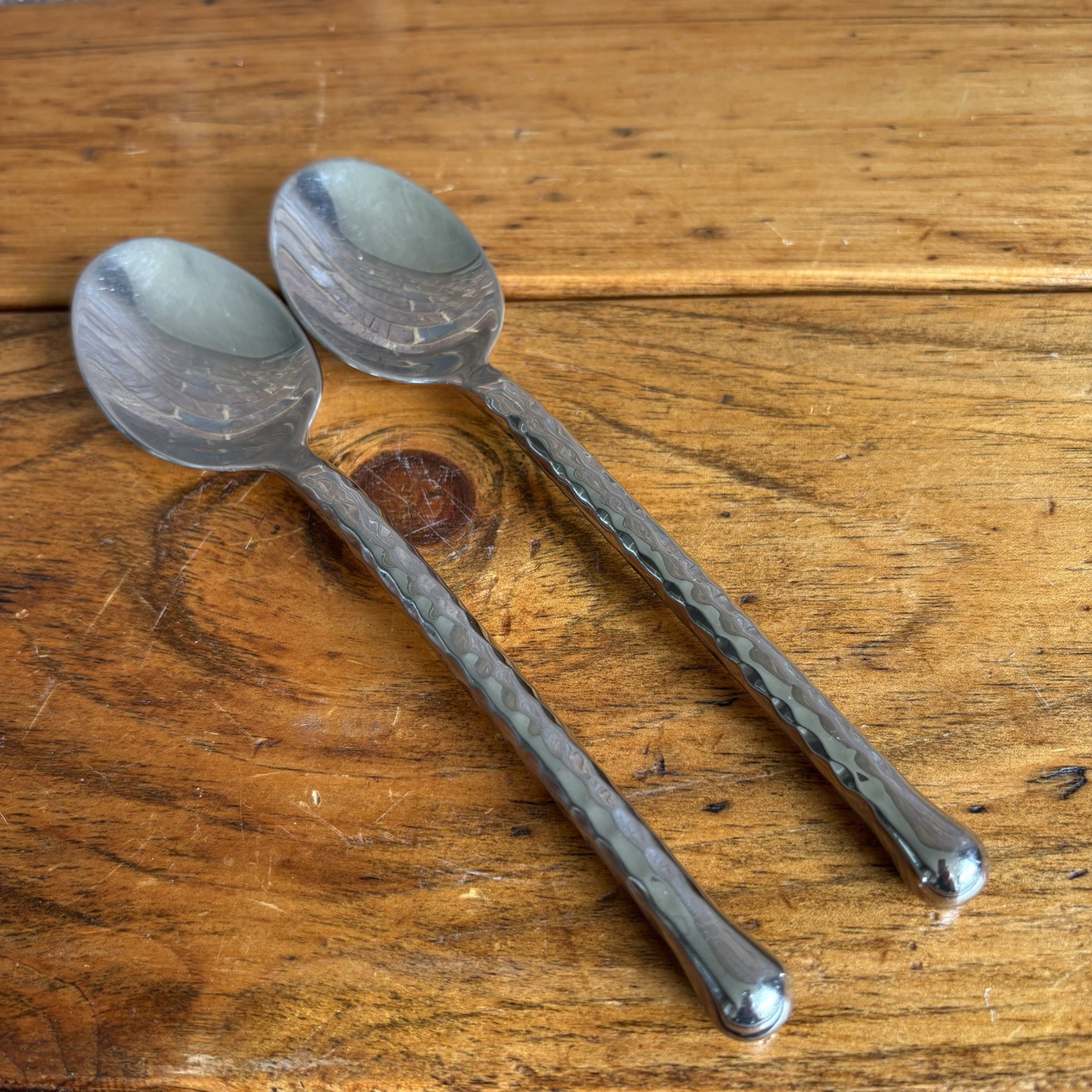GOURMET SETTINGS STAINLESS SILVER HEARTS PLACE OVAL SOUP SPOON 8 1/8" Set Of 2