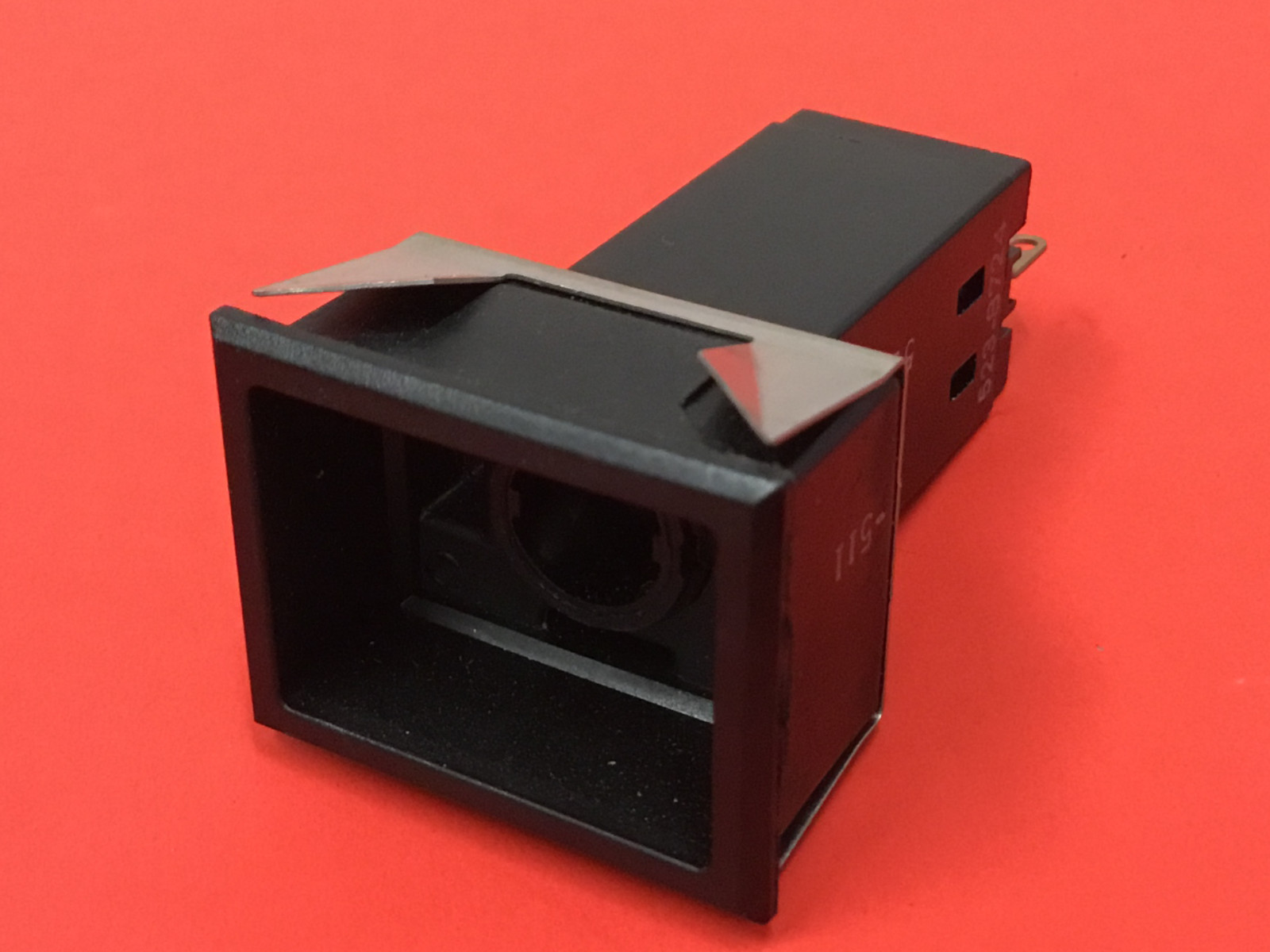 Dialight - P/N: 554-0001-511 - Indicator Light - NEW