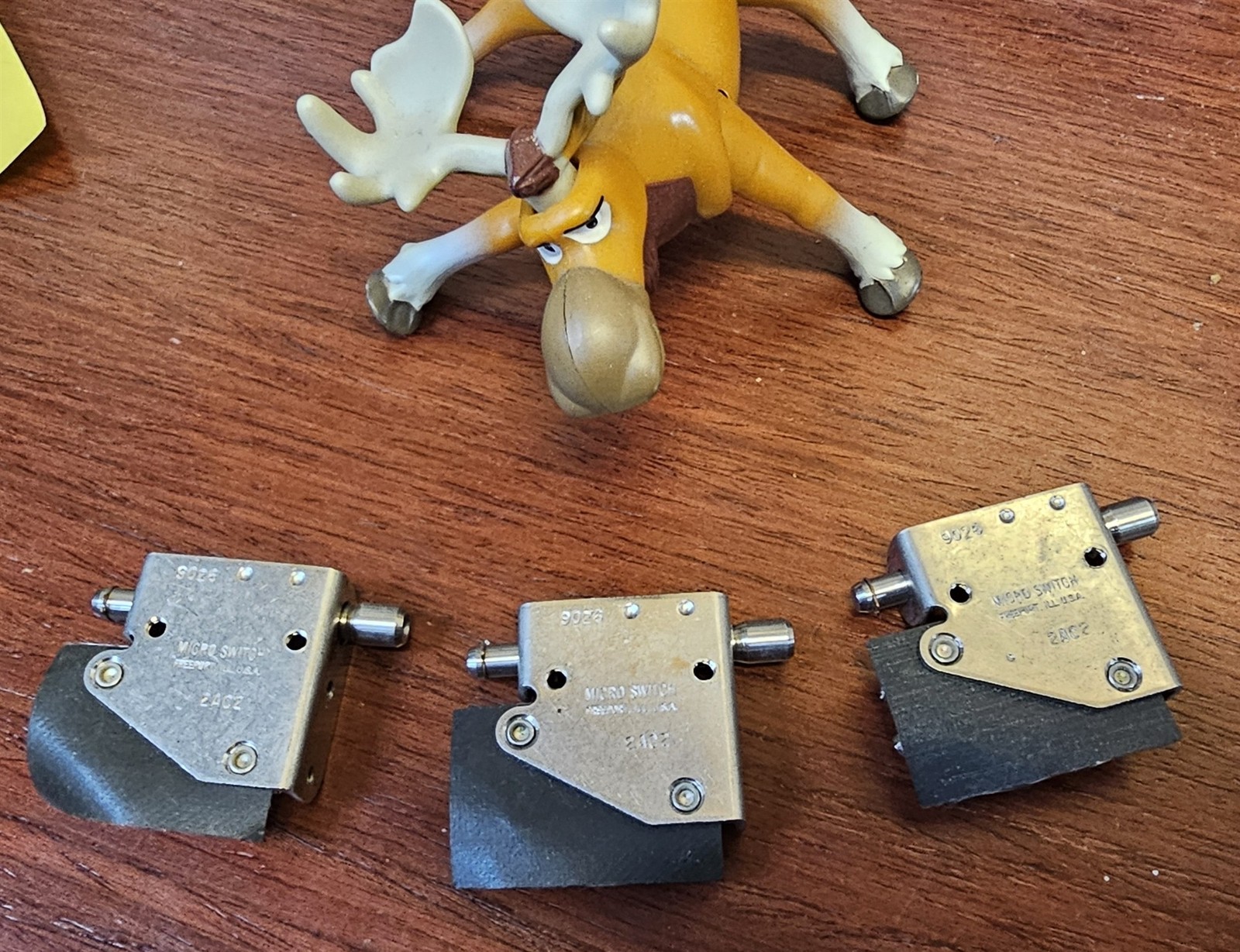Honeywell 2AC2 Microswitch Lot of 3