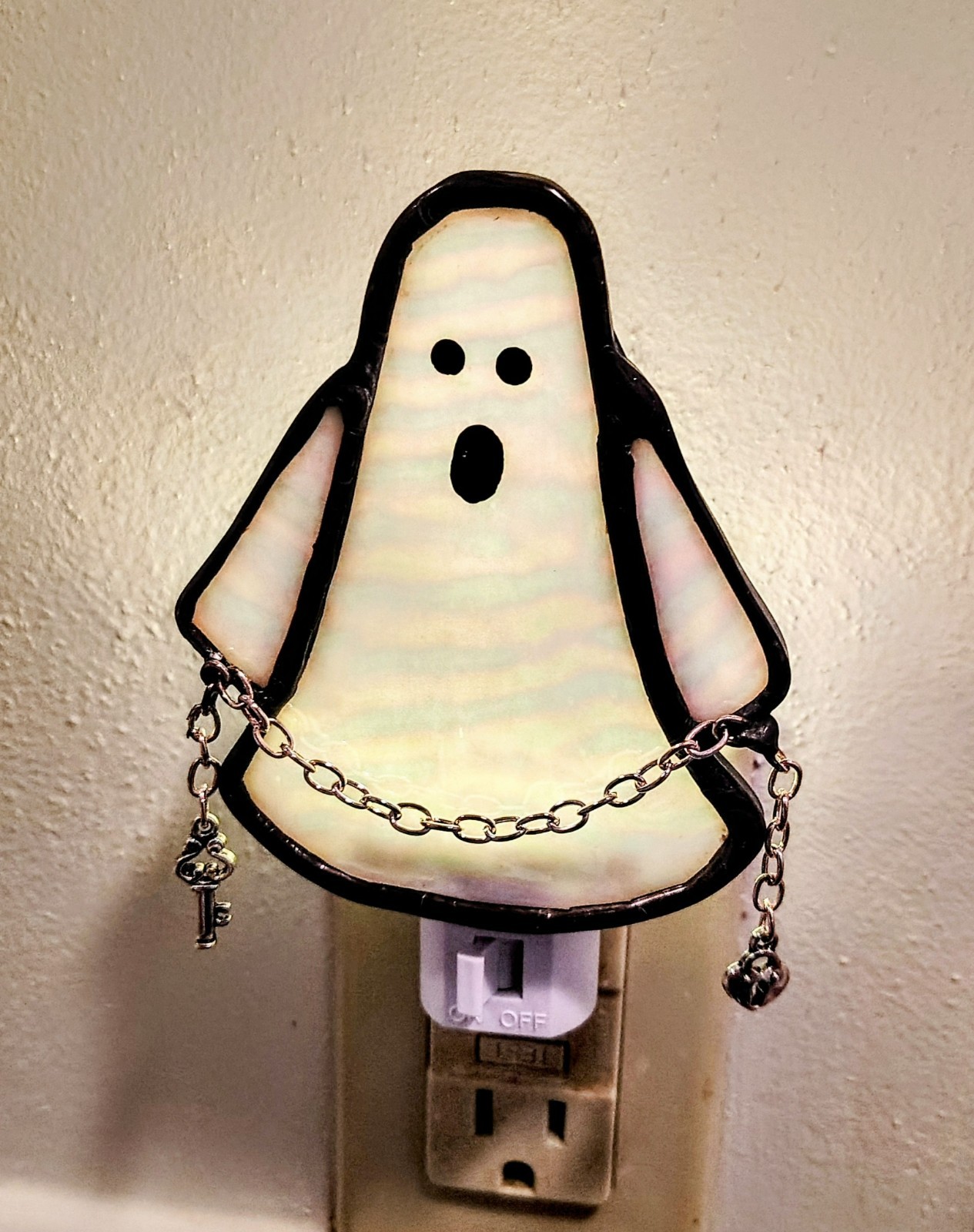 stained glass ghost nightlight decor