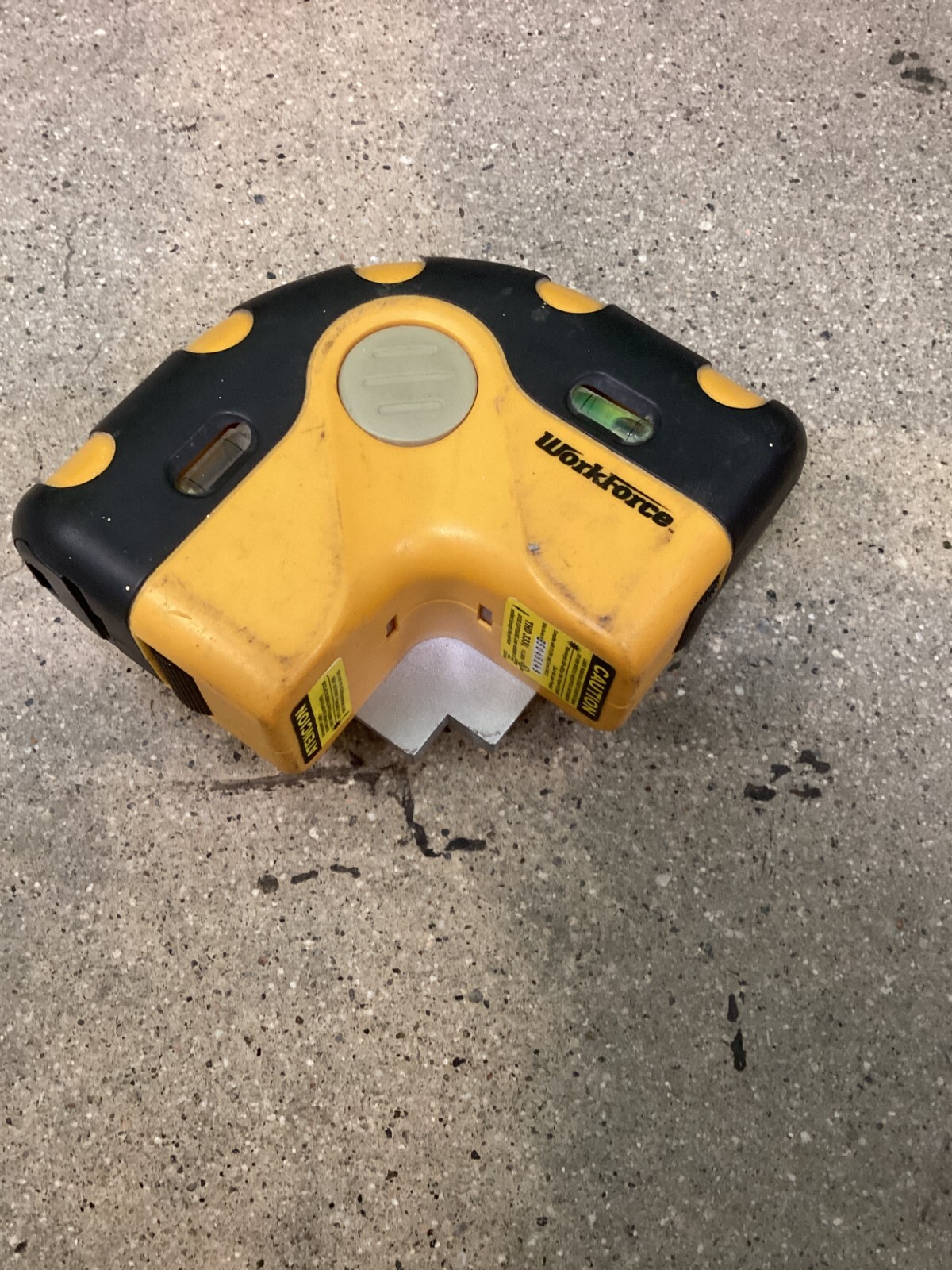 Workforce THD333L Vinyl Flooring & Tile Installation Laser - Yellow & Black