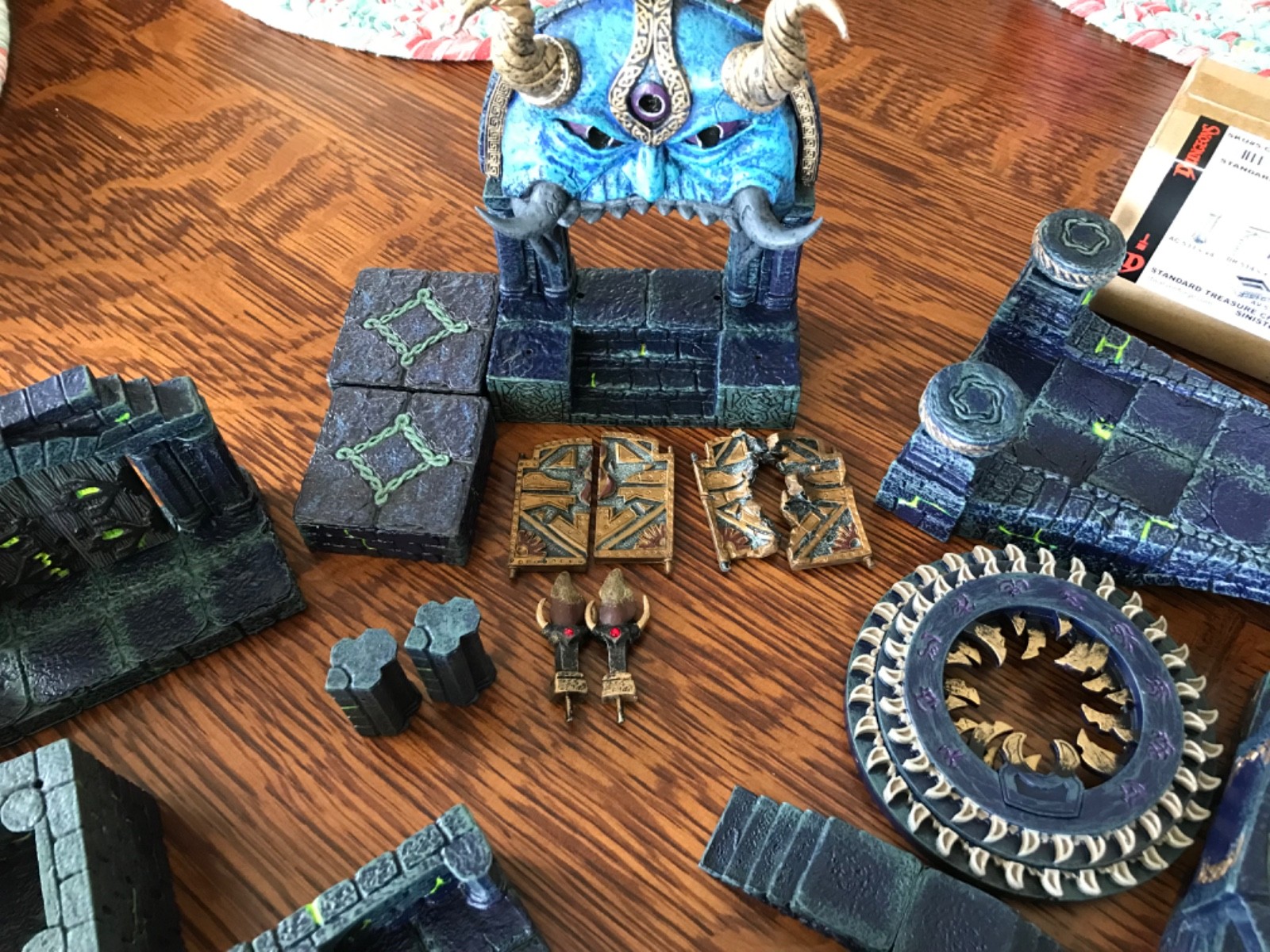 Dwarven Forge Sinister Painted Lot Used
