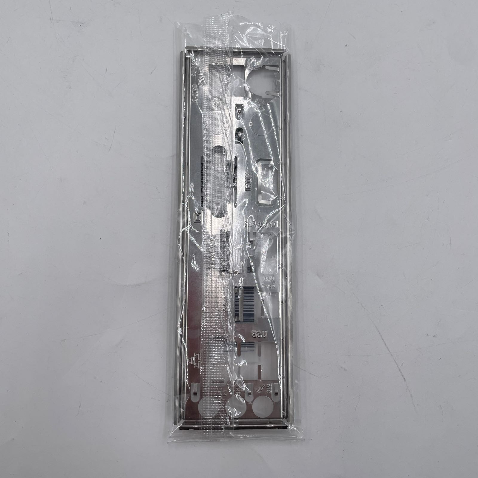 I/O Shield for GIGABYTE B760M DS3H DDR4 Motherboard