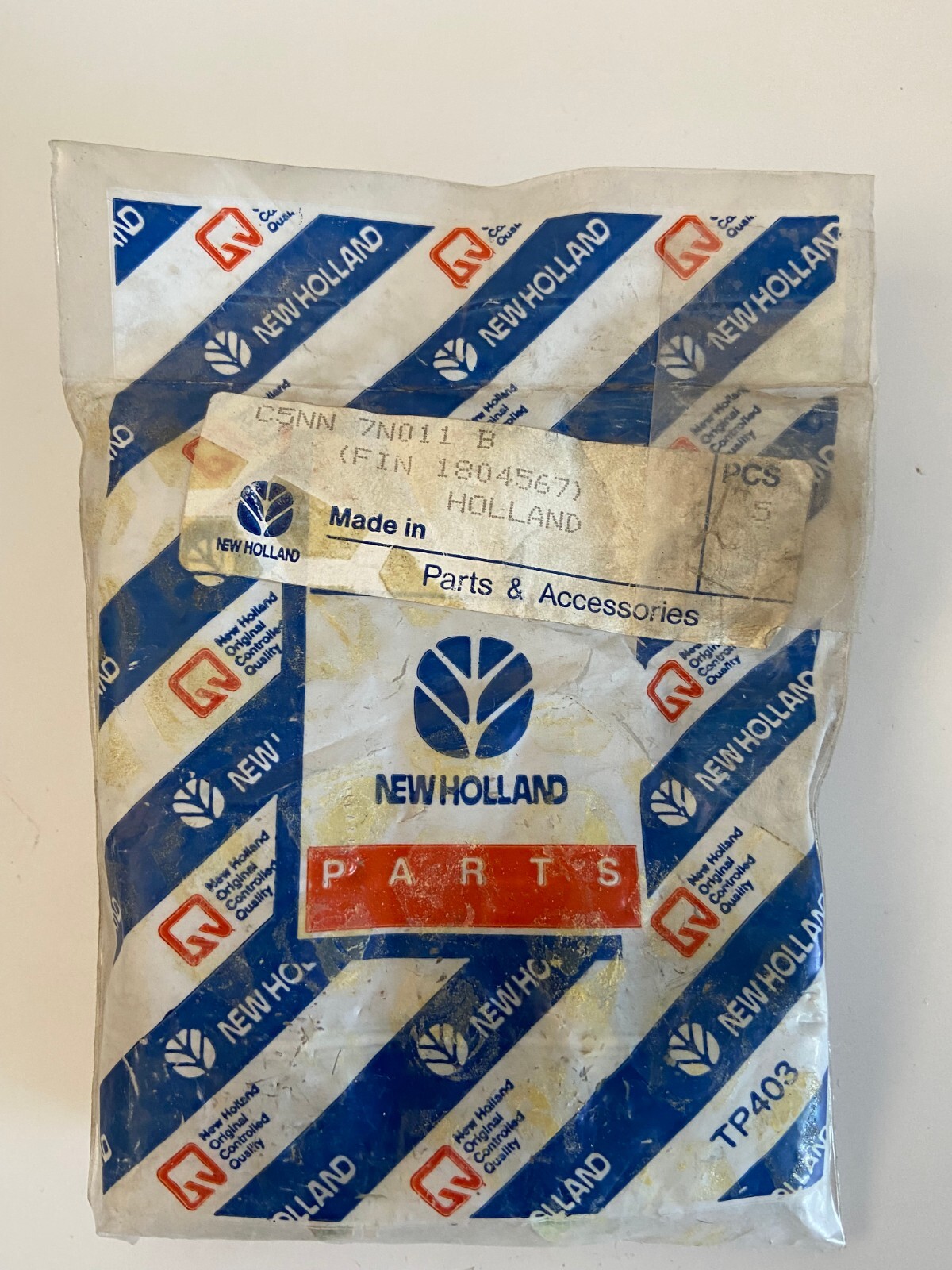 New Holland Ford CNH Genuine OEM Bolts Sealed Bag of 5 #C5NN7N011B New