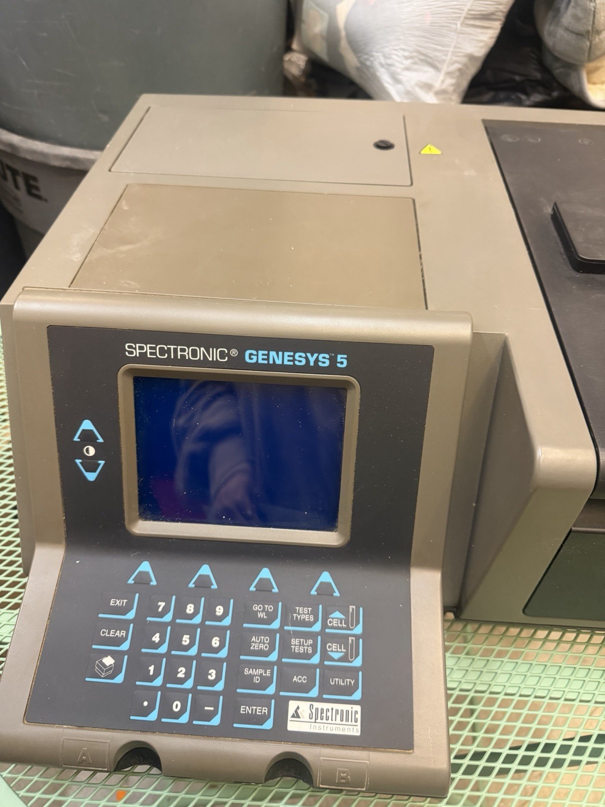 Spectronic Instruments GENESYS 5 Spectrophotometer 336001 Laboratory