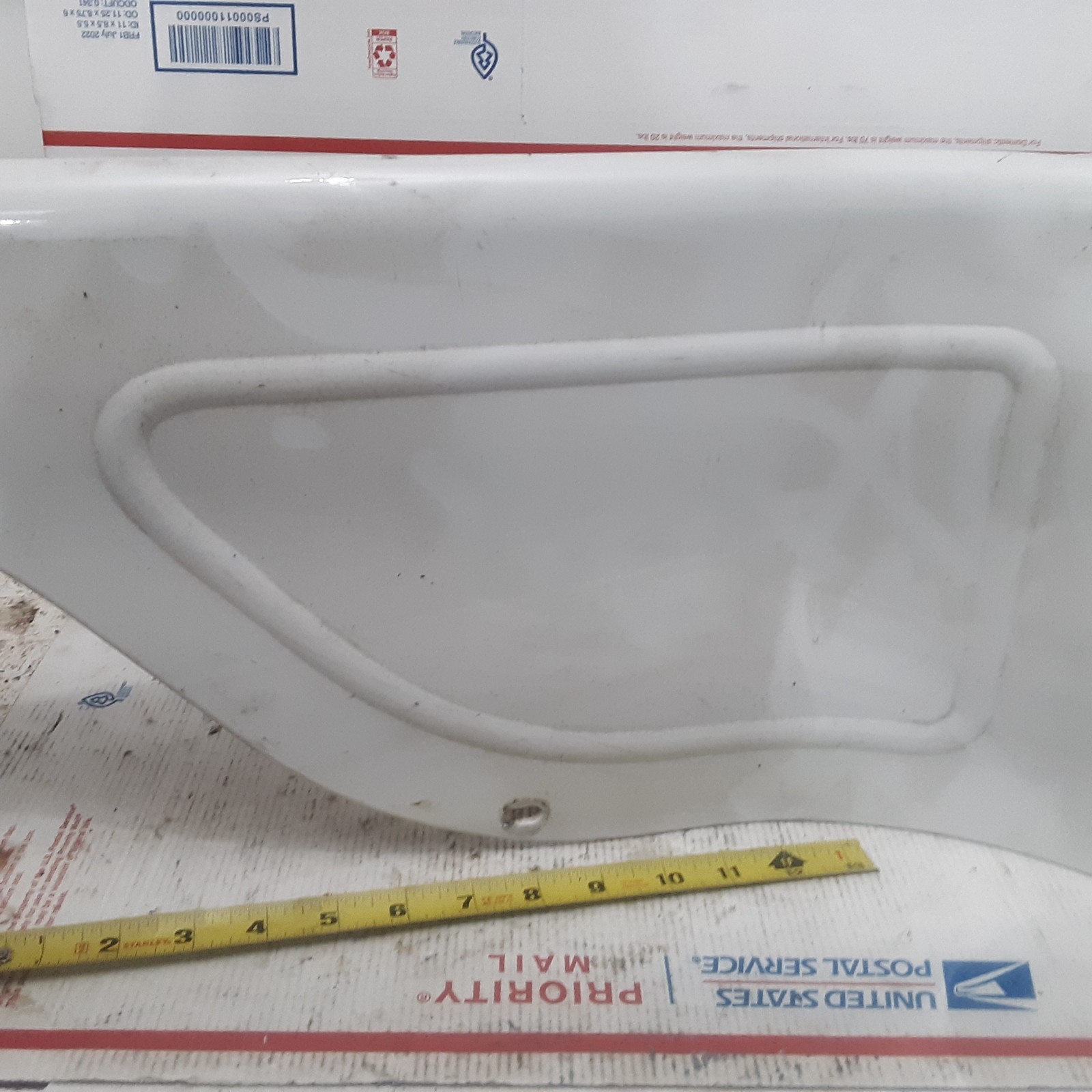2017 Freightliner Left side under cab 18-69207 001