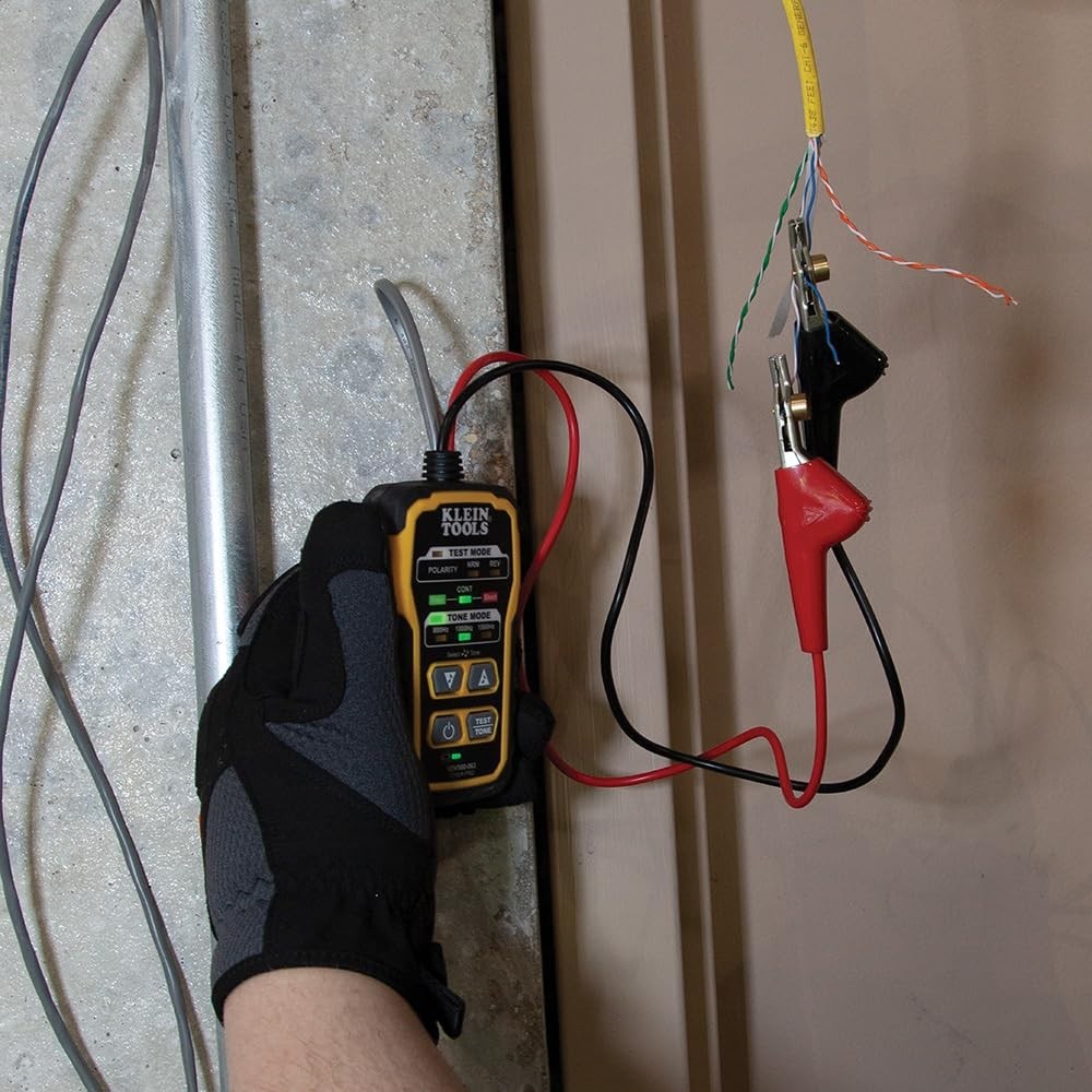 820 Wire Tracer Tone Generator & Probe Kit for Ethernet, Telephone & Data Cables