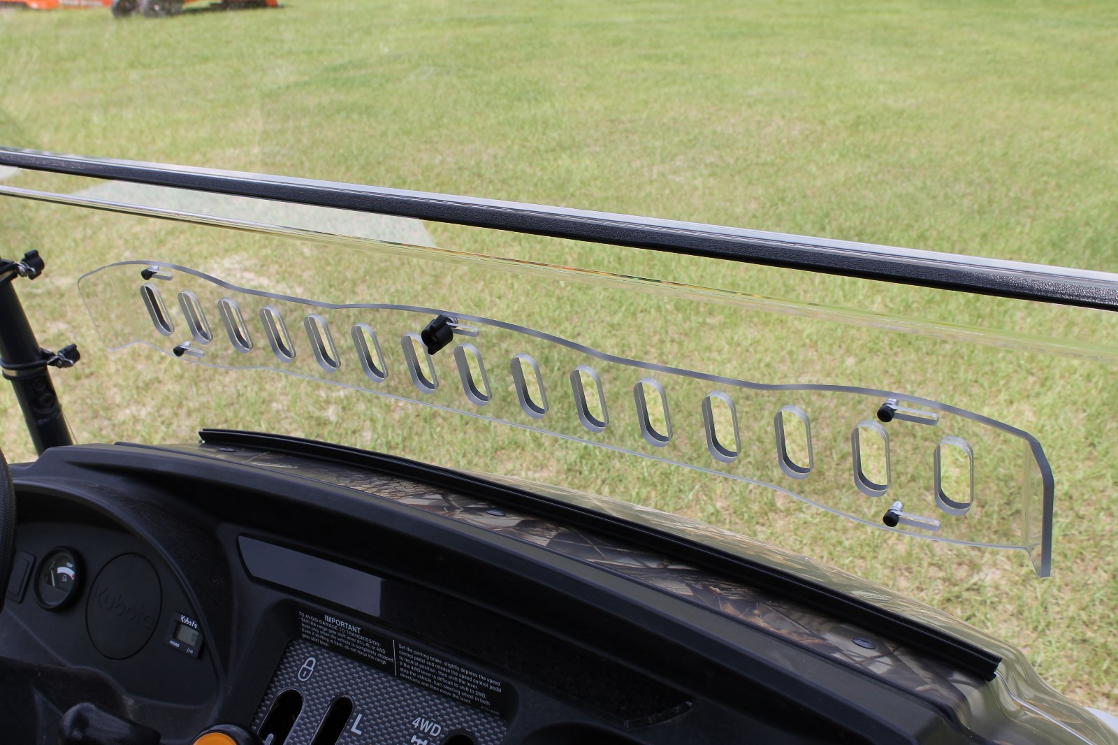 KUBOTA RTV520 MAX-FLO VENTED WINDSHIELD BIG SALE!!!