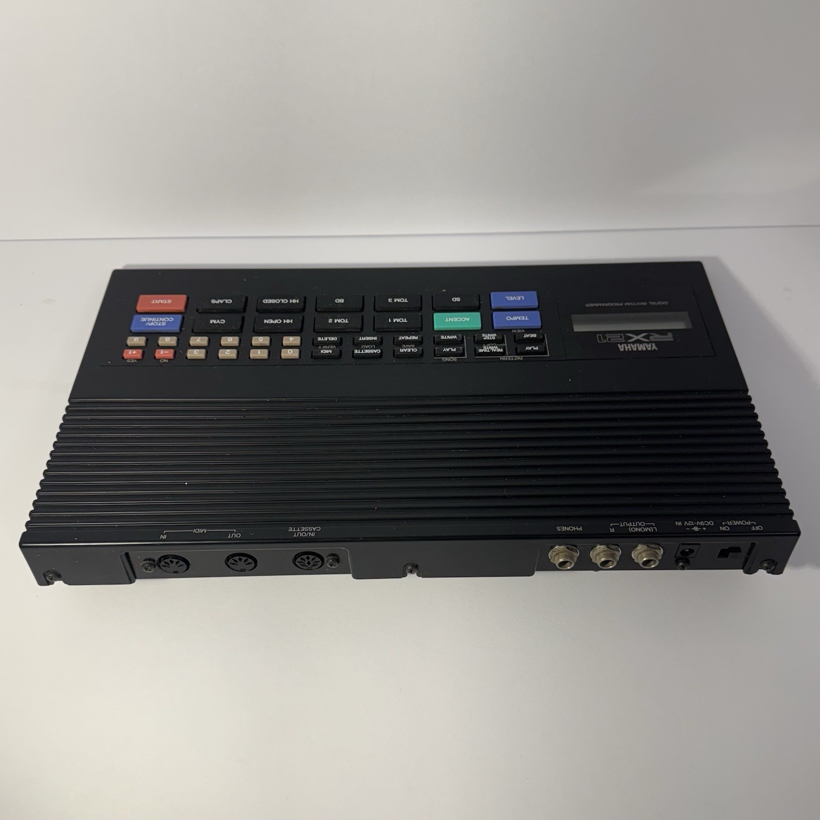 Yamaha RX21 Digital Rhythm Programmer Drum Machine MIDI Tabletop Black UNTESTED