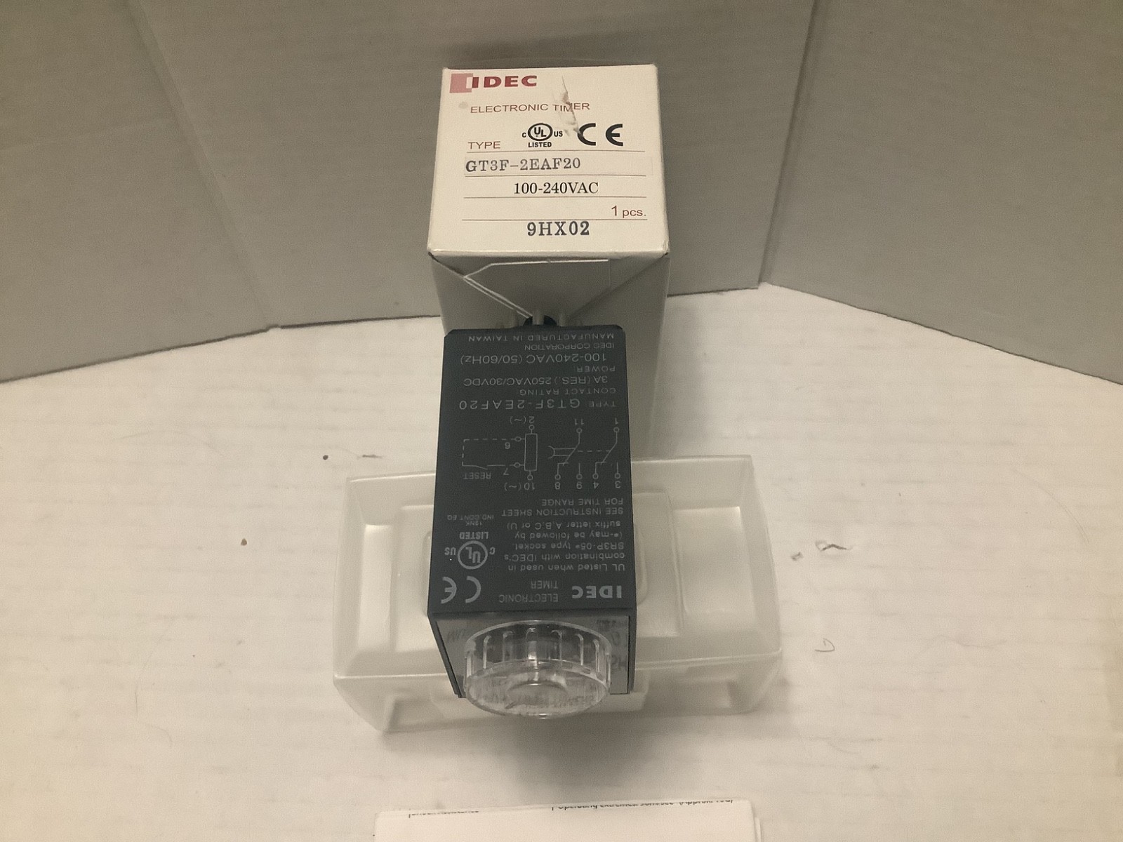 IDEC GT3F-2EAF20 / GT3F2EAF20 (NEW IN BOX) SHIPS SAME DAY!!