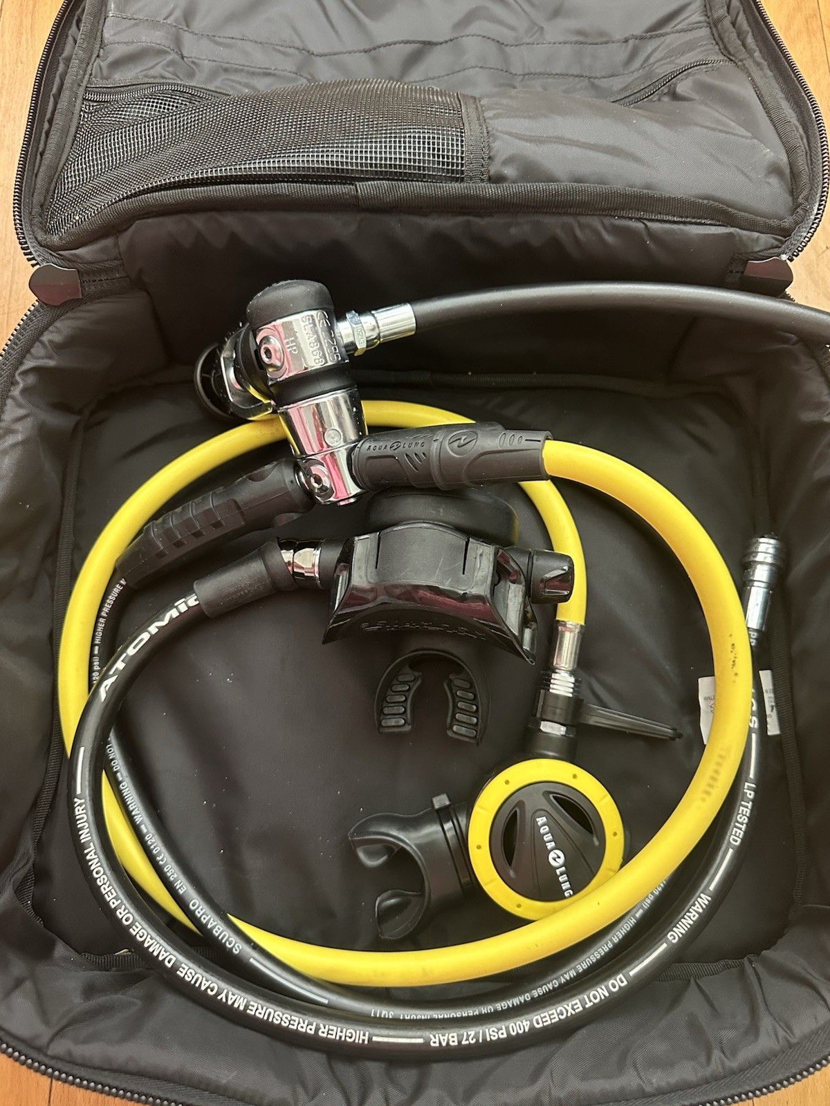 Atomic Aquatics B2 Scuba Regulator Set w/ Aqualung Octopus, Hoses, Atomic Bag