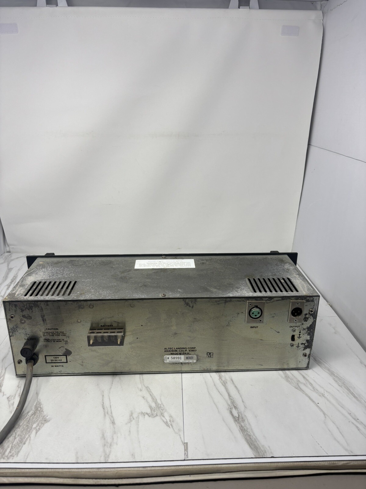Altec Lansing 1653A, 29 Band Graphic Equalizer, High & Low Pass Eq Powers On