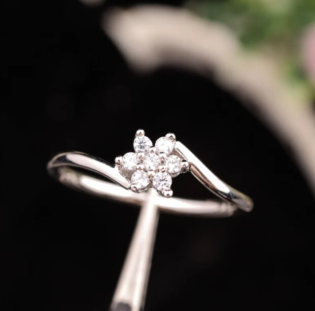 Solid Starling Silver Moissanite Ring Flower Design Wedding Engagement  Ring