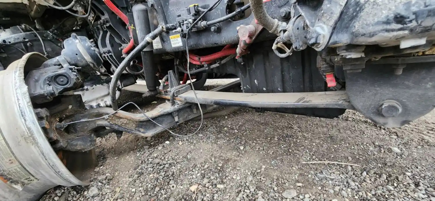 (Used) 2020 Freightliner Cascadia 126, FRONT LEAF SPRINGS Front Leaf & Springs