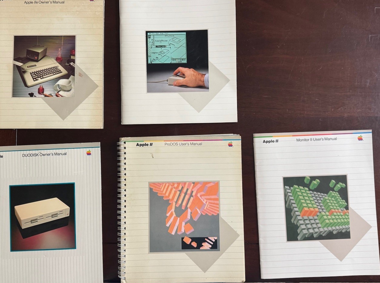 Lot of 5 Apple IIe Manuals Good Condition Vintage Computing Library