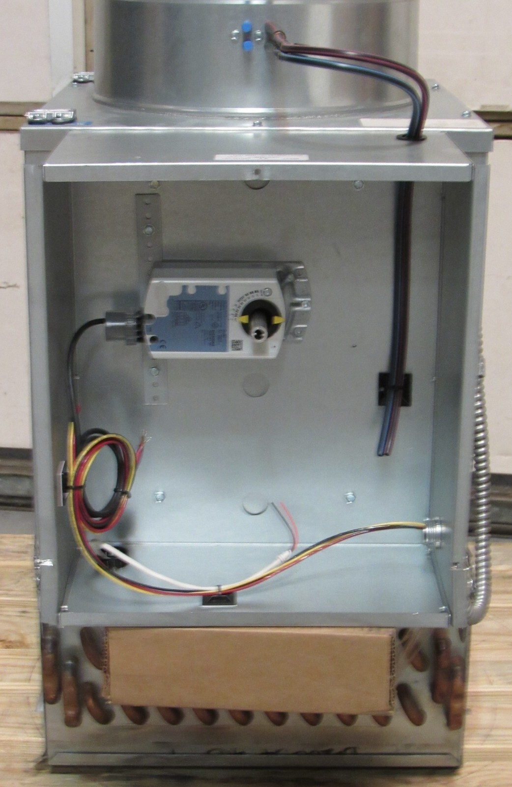 NEW Siemens Variable Air Volume VAV Actuator Box Assembly HVAC Zone Control ZCU