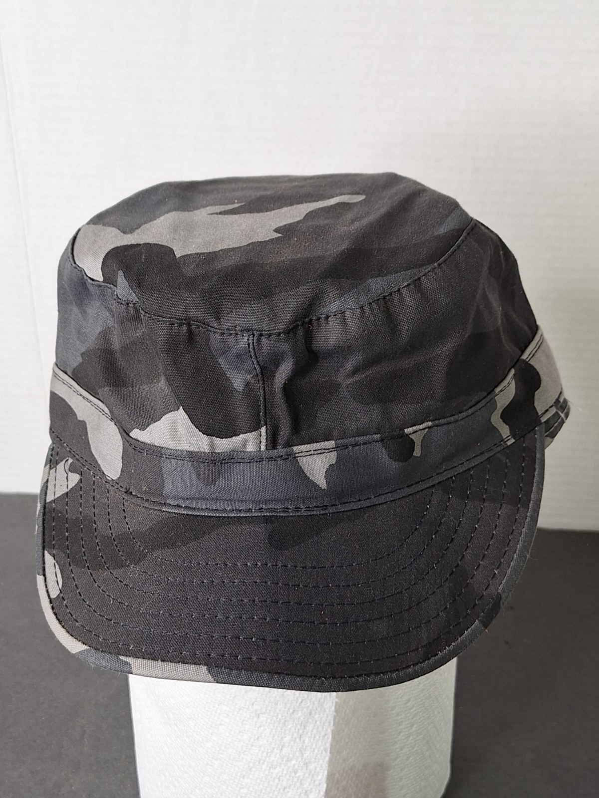 US Army Gray Camo Field Cap w/ Ear Flaps Size 7 - 8415-01-084-1787 NWOT