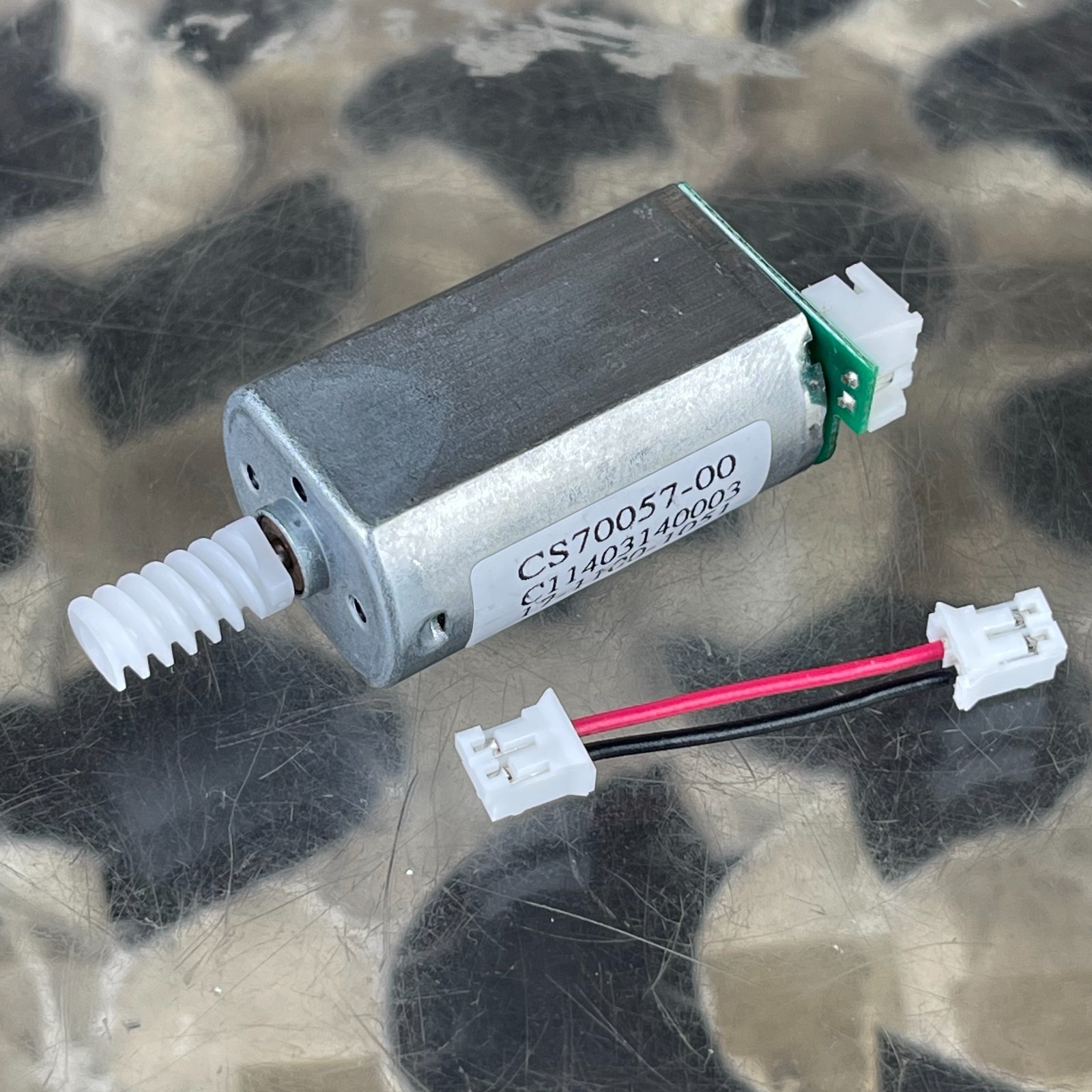 NEW CRBN DRV Motor w/ Wire