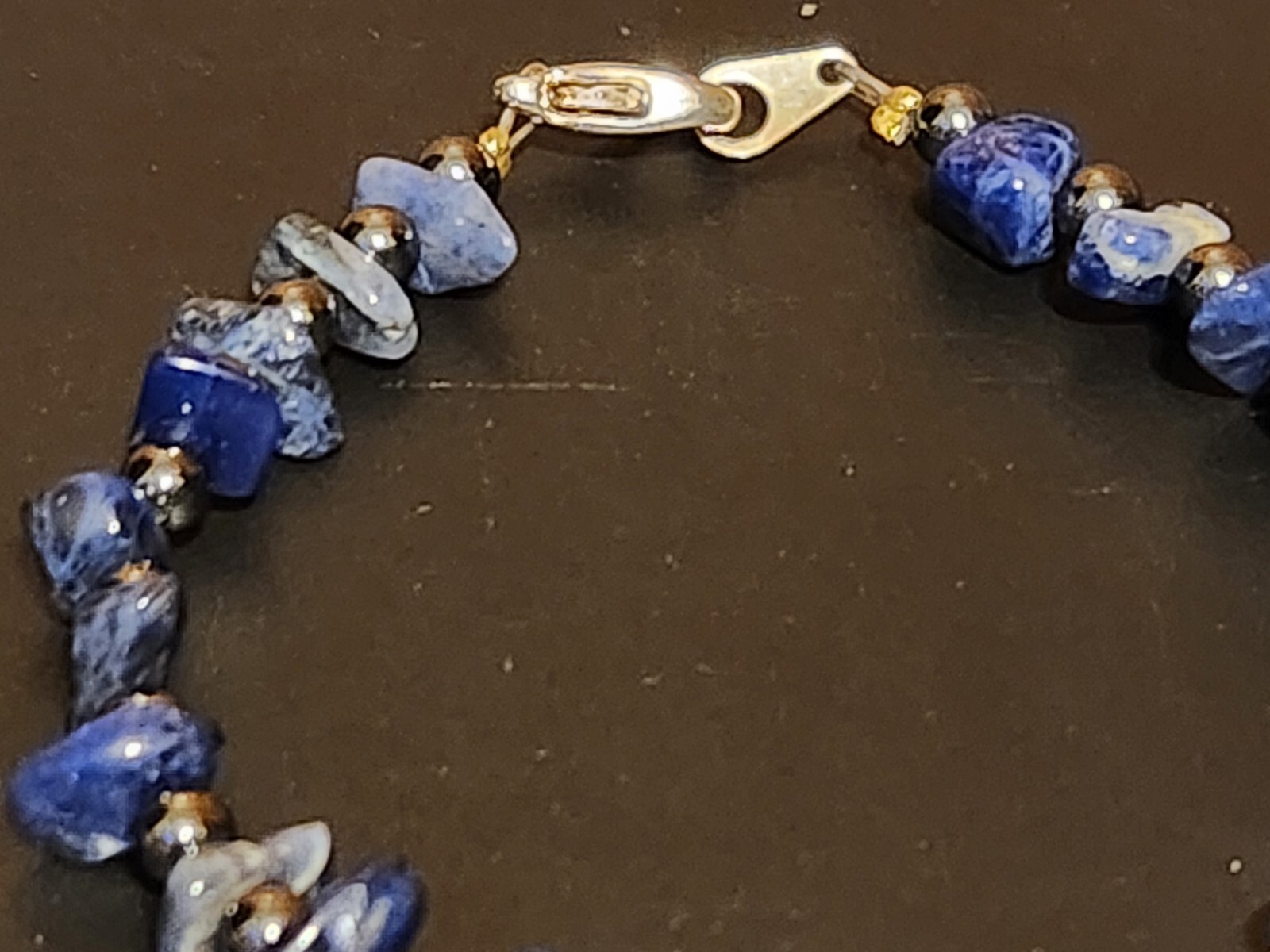 Blue Stone Chip Bead Bracelet 8"