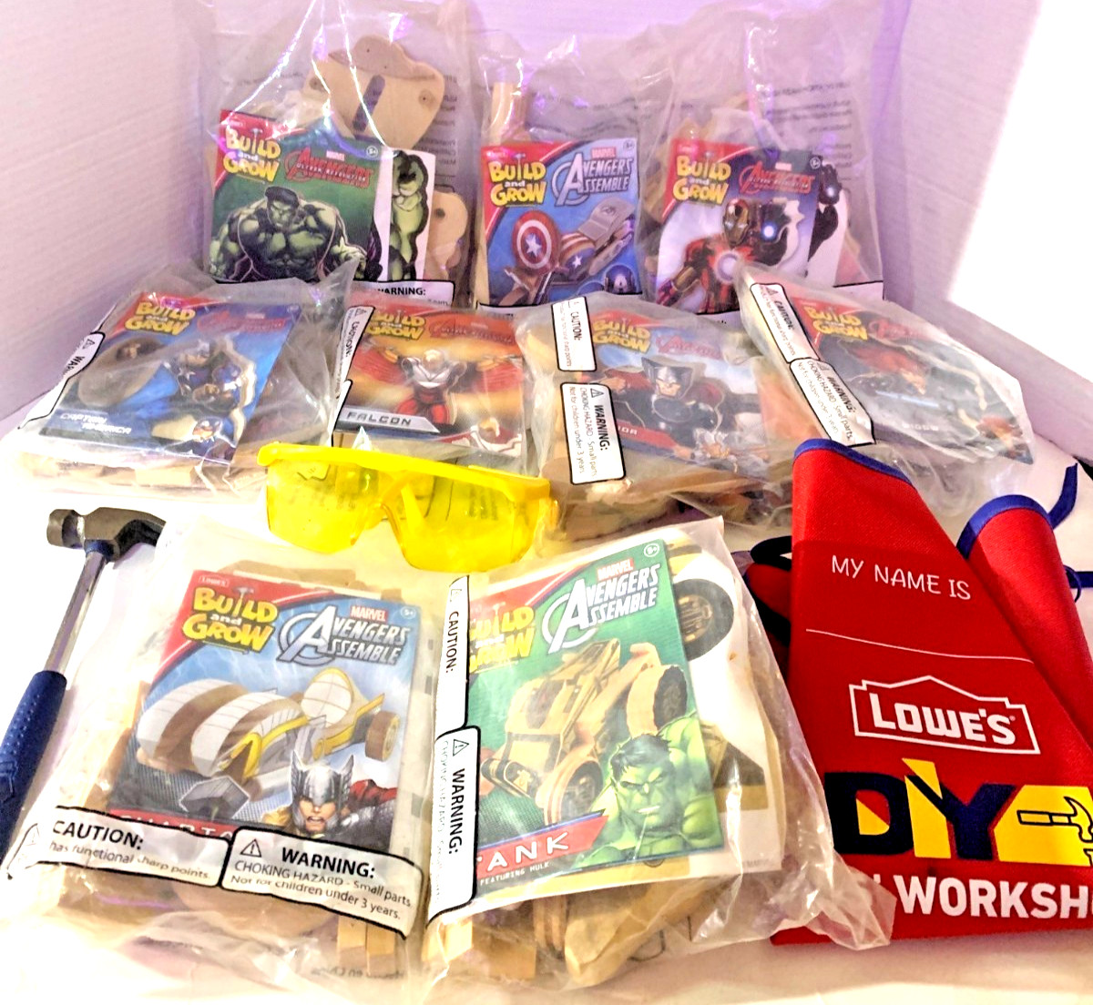 Marvel Avengers Assemble Kids Workshop Build & Grow Kit bonus glasses and hammer