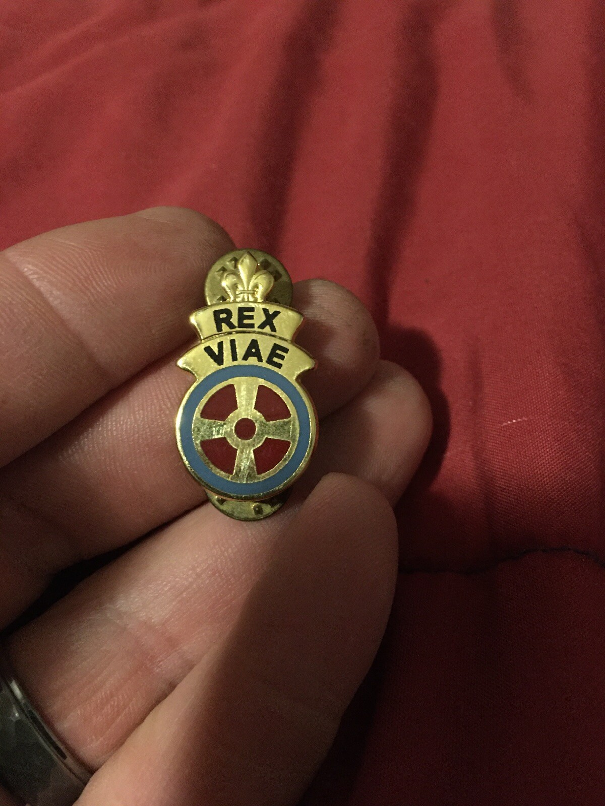 🌟US Army 180th Transportation Battalion Unit Crest DUI "Rex Viae" Lapel Hat Pin