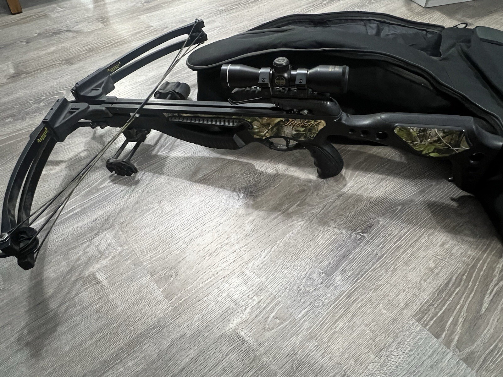 Barnett Jackal Crossbow