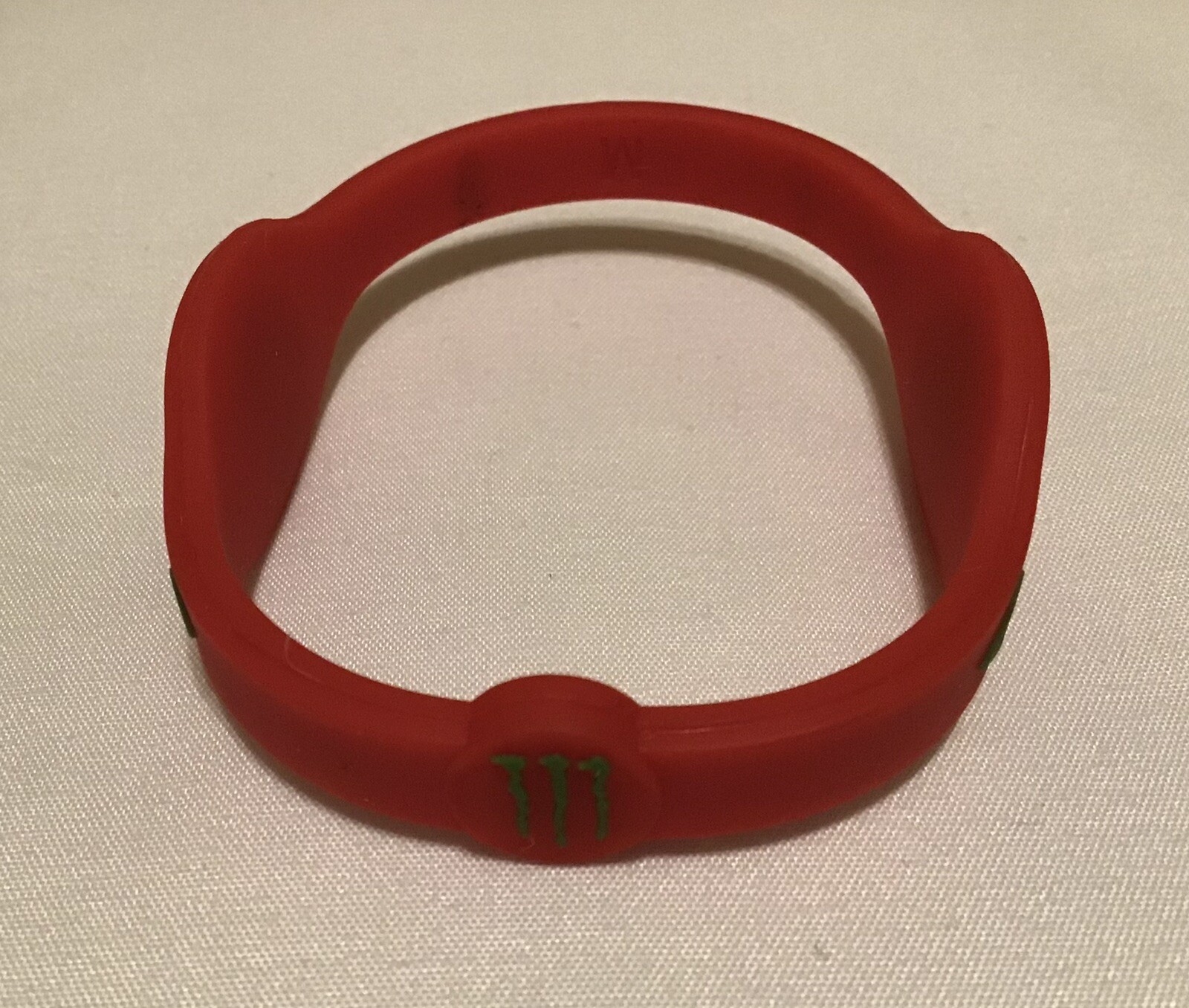 Performance Technology MONSTER ENERGY Red Silicon Body M Balance Wristband-NEW