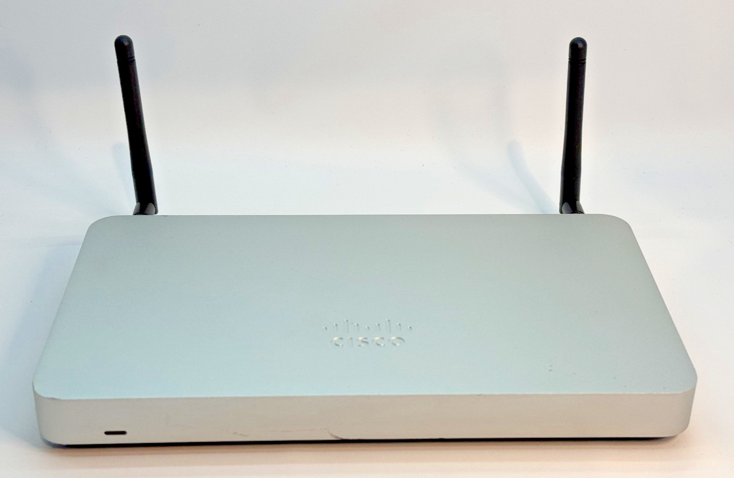Cisco Meraki MX67W-HW Managed Desktop Network Security/Firewall Appliance | READ