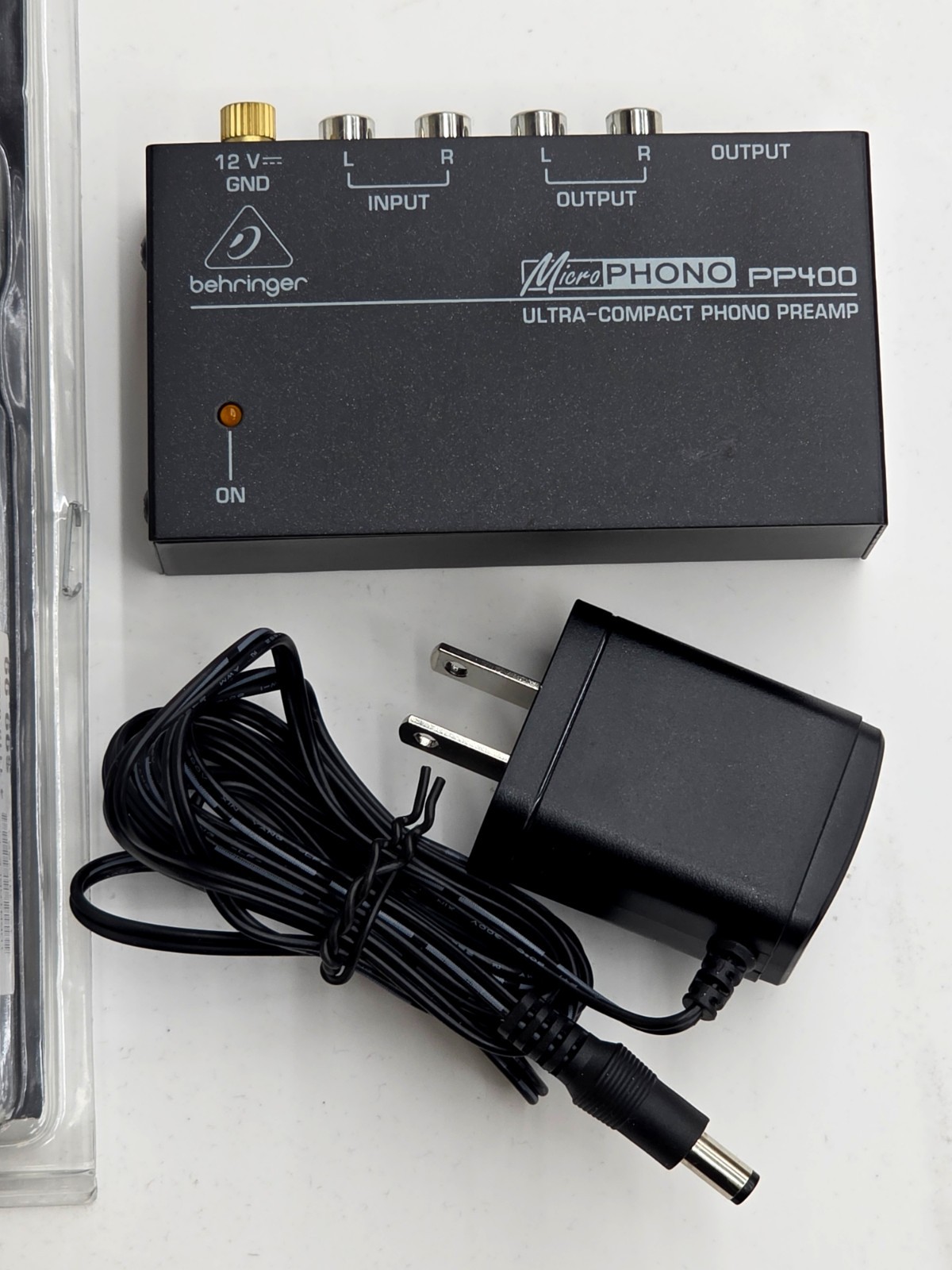 Behringer MicroPhono PP400 Phono PreAmp *Good Condition*