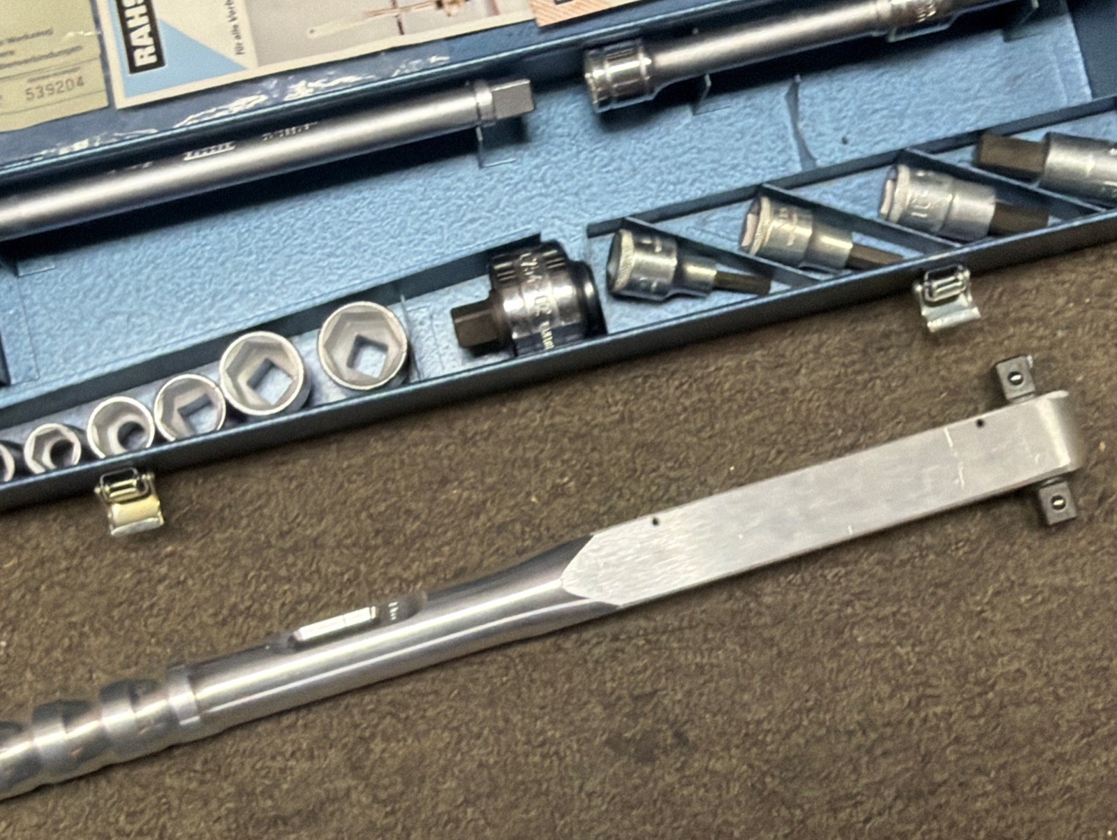 Gedore Rahsol DremoMeter Type B (8566-01) Torque Wrench & 16pc Socket Set