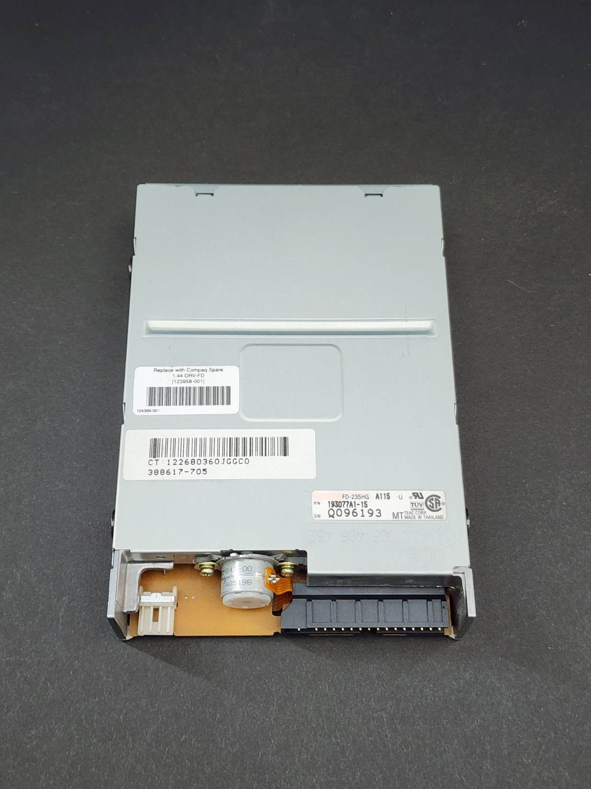 Teac FD-235HG 193077A1-15 Floppy Disk Drive